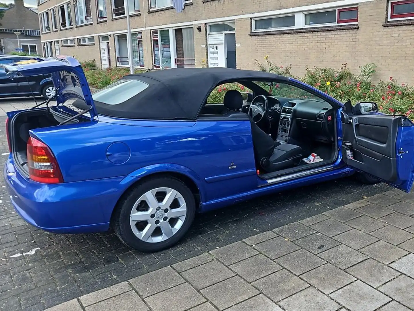 Opel Astra 1.8-16V Blauw - 2