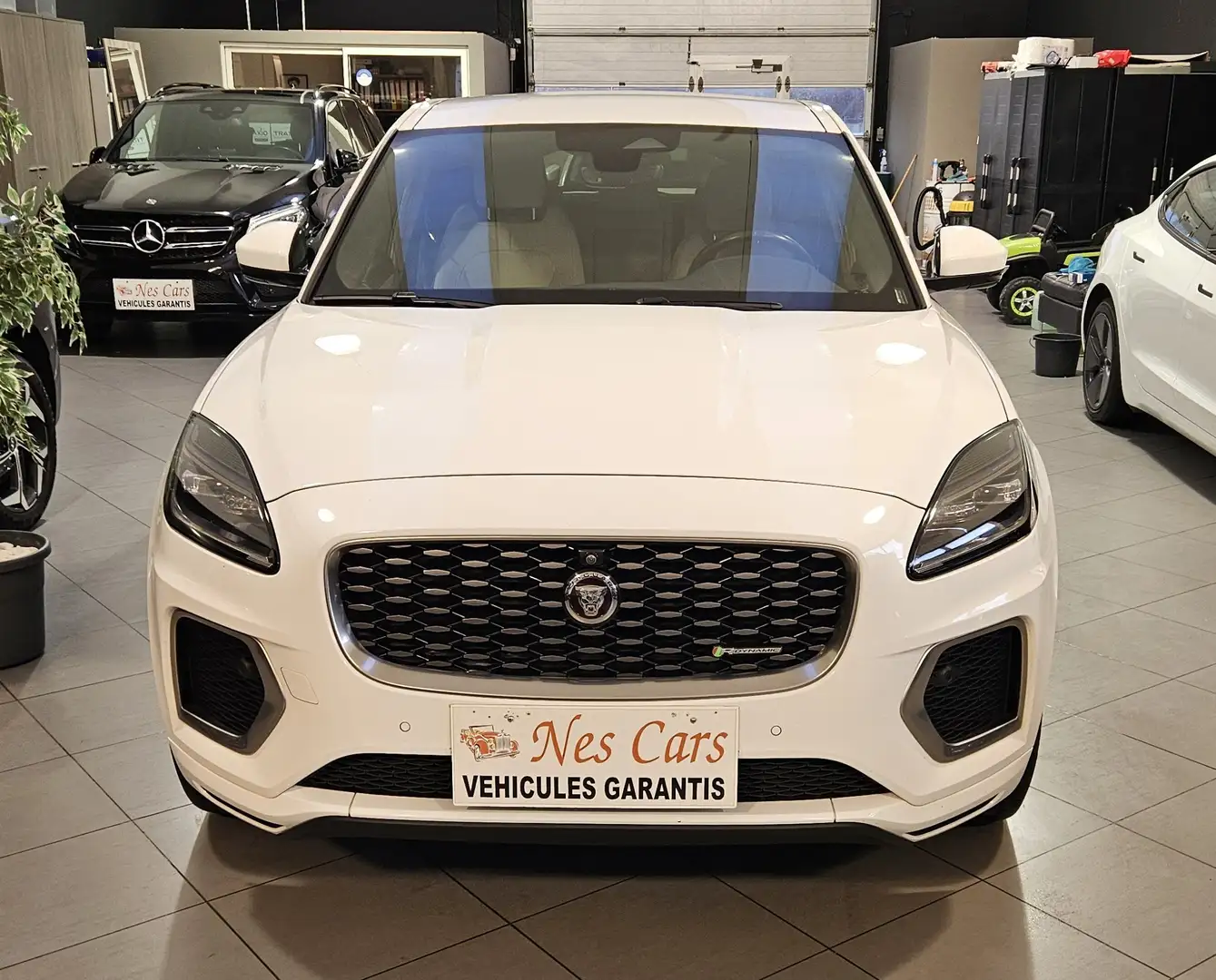 Jaguar E-Pace HYBRID1.5 T AWD P300e R-DYNAMIC,FULL,GARANTIE 1 AN Blanc - 2
