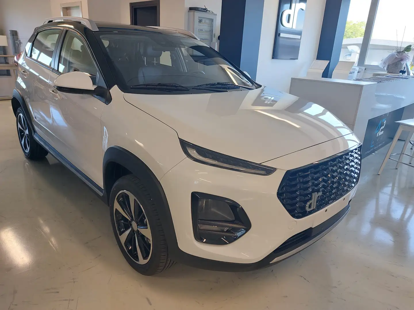 DR Automobiles DR 3.0 DR 3.0 1.5 BZ/Gpl 117 CV Manuale Weiß - 2