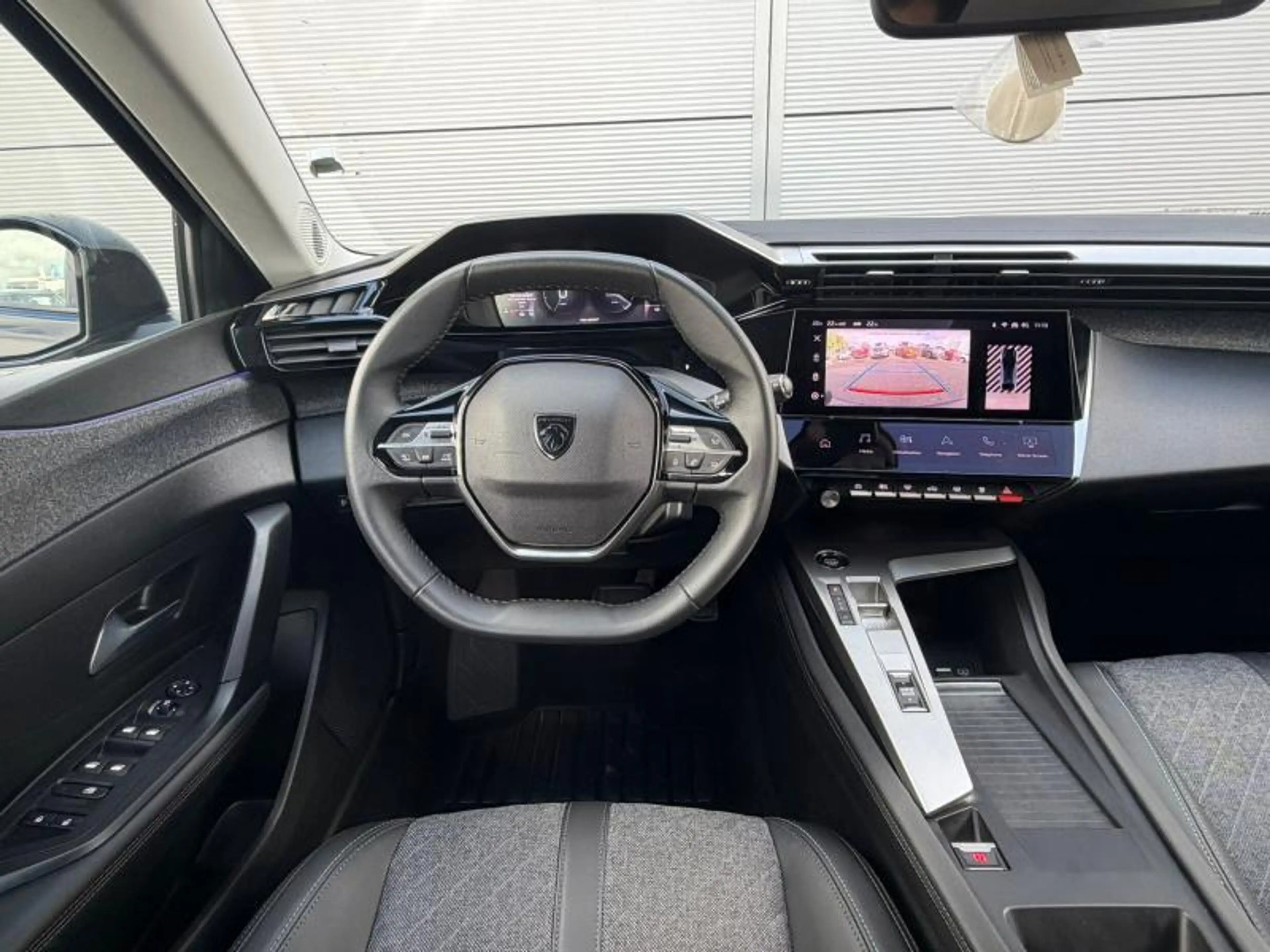 Peugeot 408 Allure — photo 14