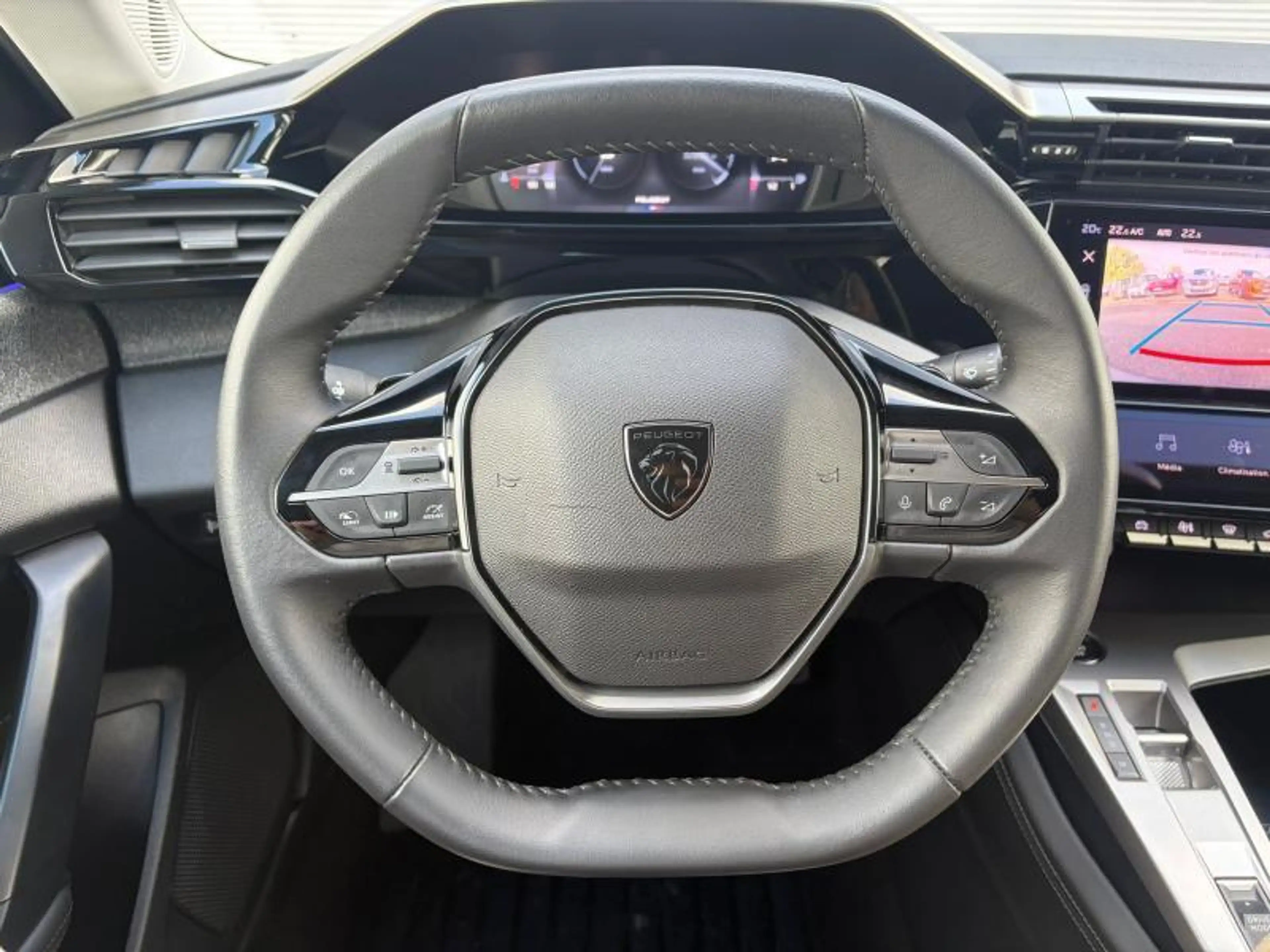 Peugeot 408 Allure — photo 11