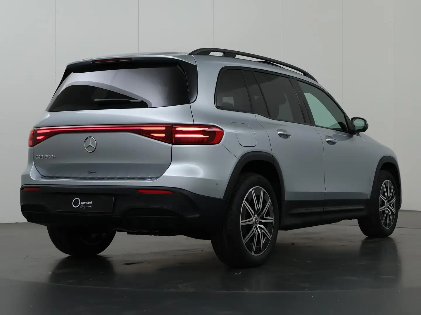 Mercedes-Benz EQB 250 250+ AMG Line 71 kWh | Panoramaschuifdak | Head-up Argent - 2