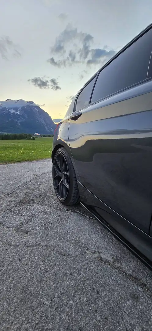 BMW 140 M140i xDrive Aut. Grau - 1