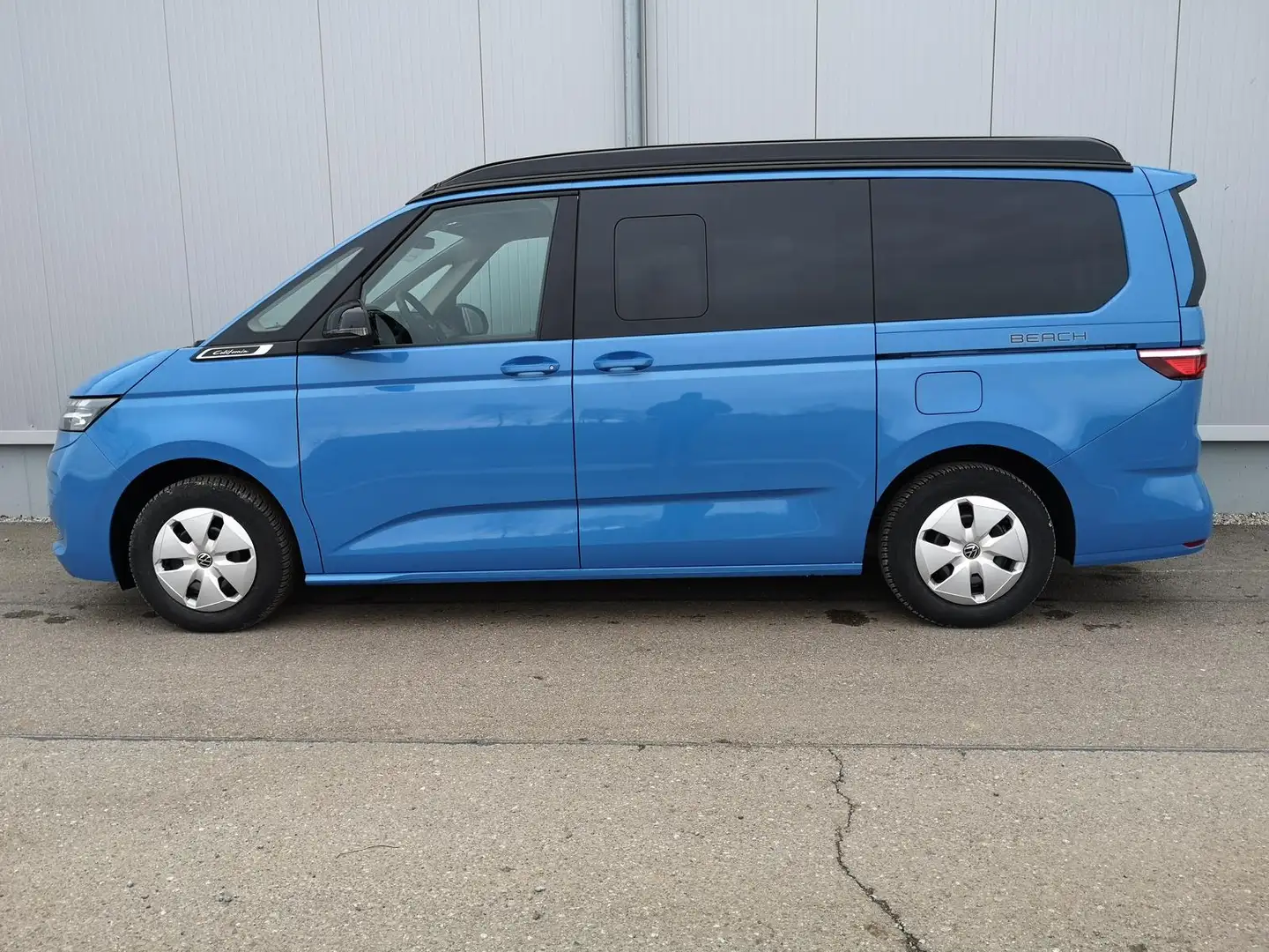 Volkswagen T7 California T7 2.0TDI DSG California Beach GV5 Lite+ Azul - 2