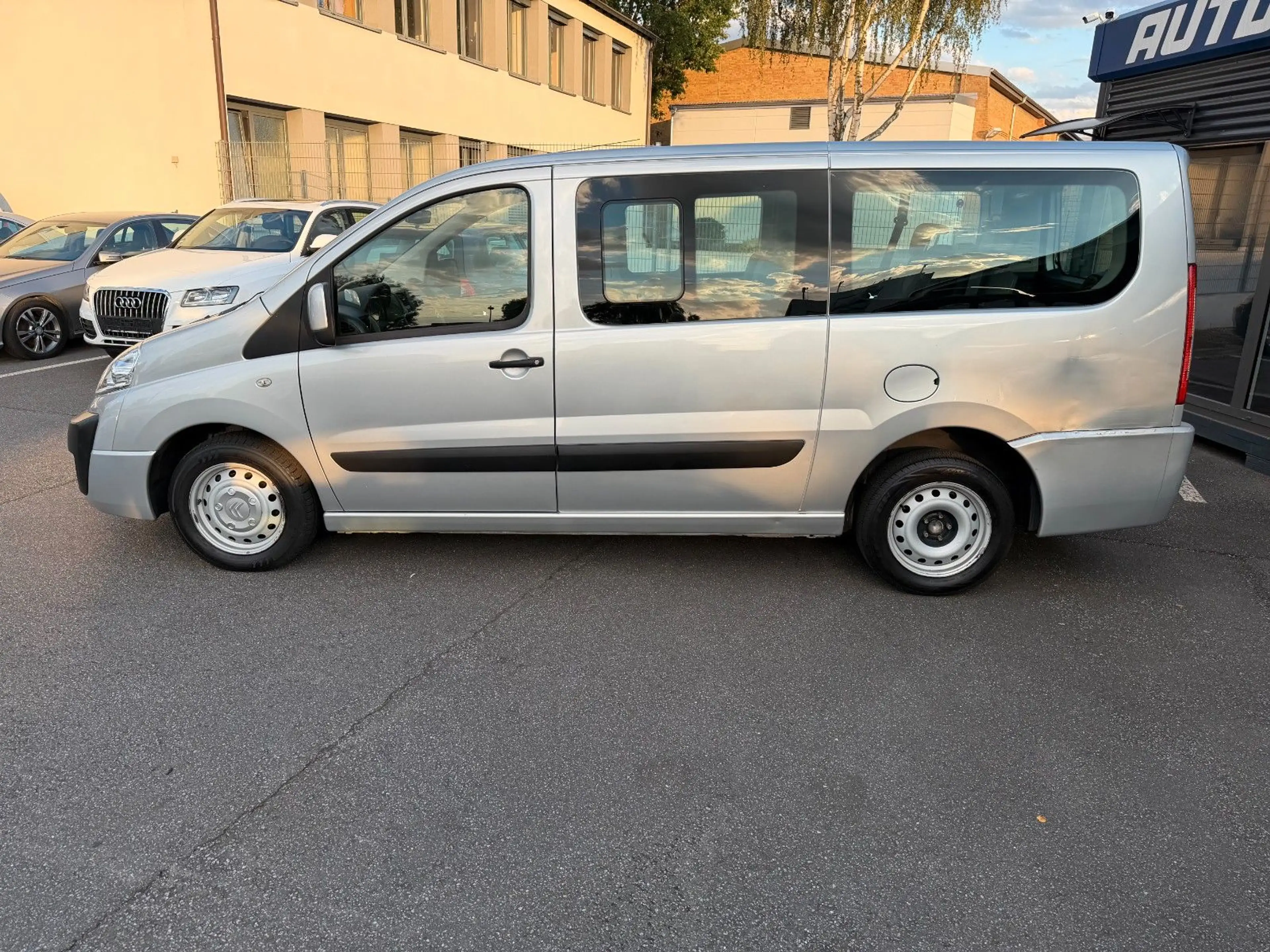 Citroen Jumpy HDi 165 FAP L2 Multispace Tendance — photo 7