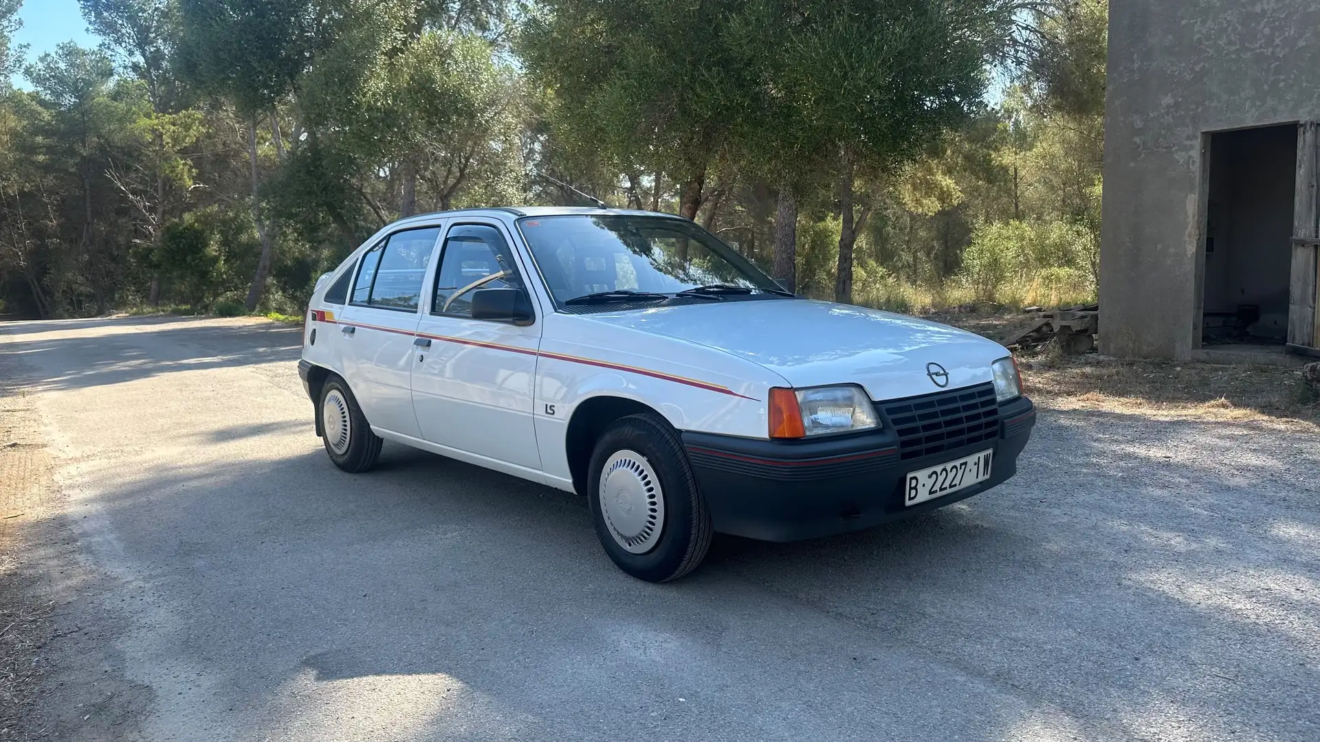Opel Kadett 1.6S LS - 2