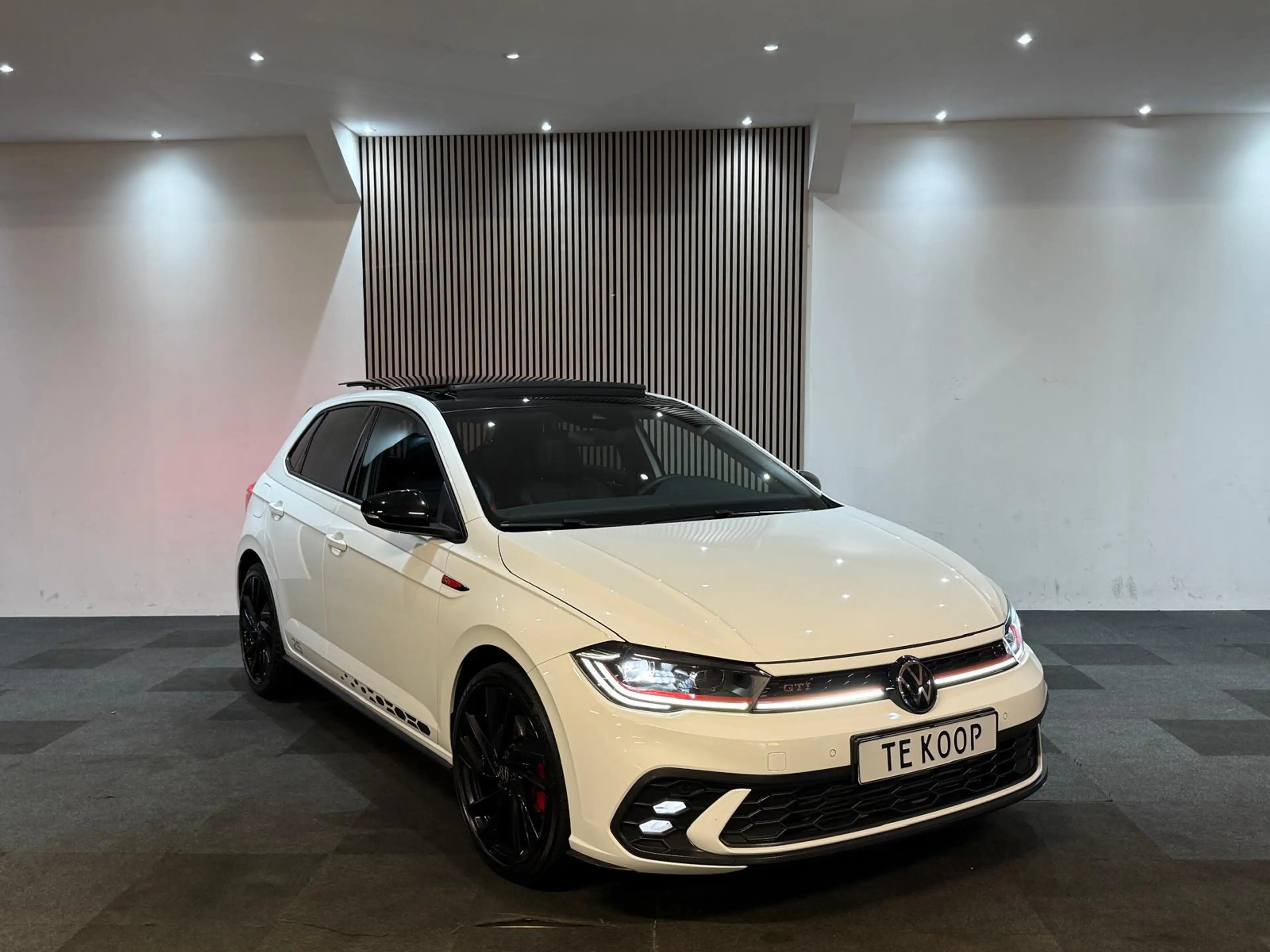 Volkswagen Polo GTI 2.0 TSI 25 Edition Pano l Camera l IQ l Leder l Ke — photo 4