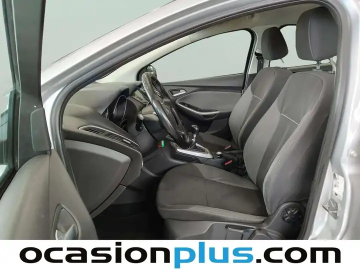 Ford Focus 1.6 TDCi Trend 2013, foto 10
