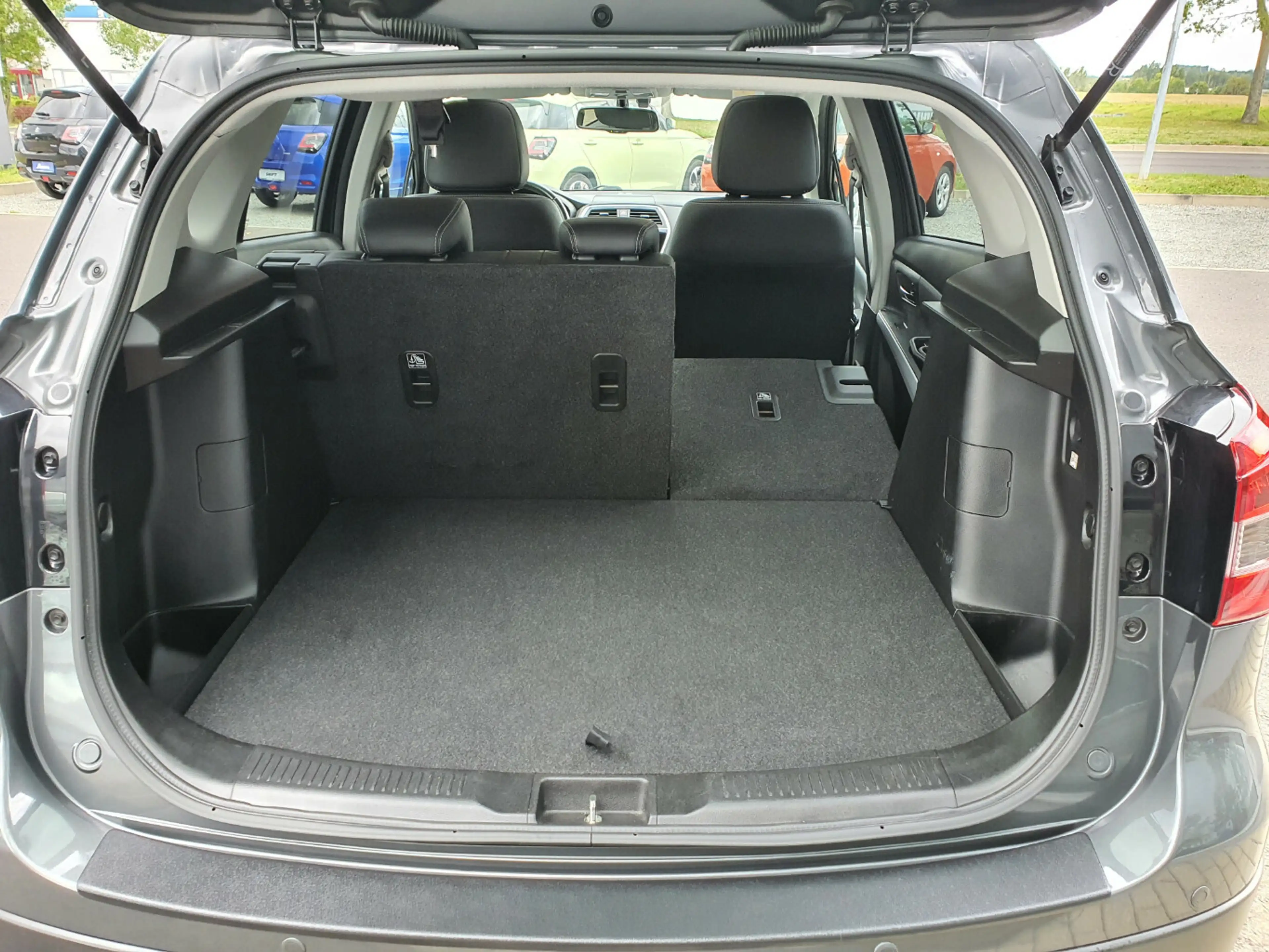 Suzuki SX4 S-Cross 1.4 Comfort+ 4x4*Automatik* — photo 12