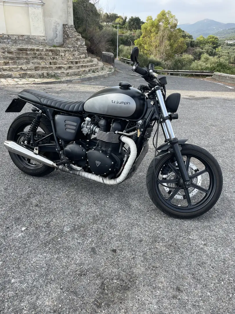 Triumph Bonneville SE - 2