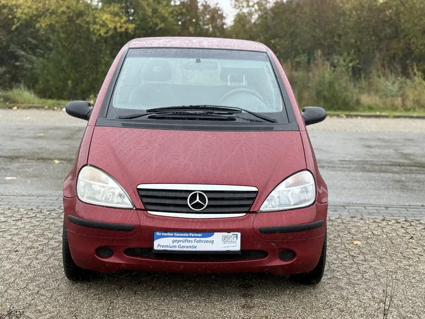 Mercedes-Benz A 160 A-Klasse Classic Automatik TÜV & AU neu Rot - 2
