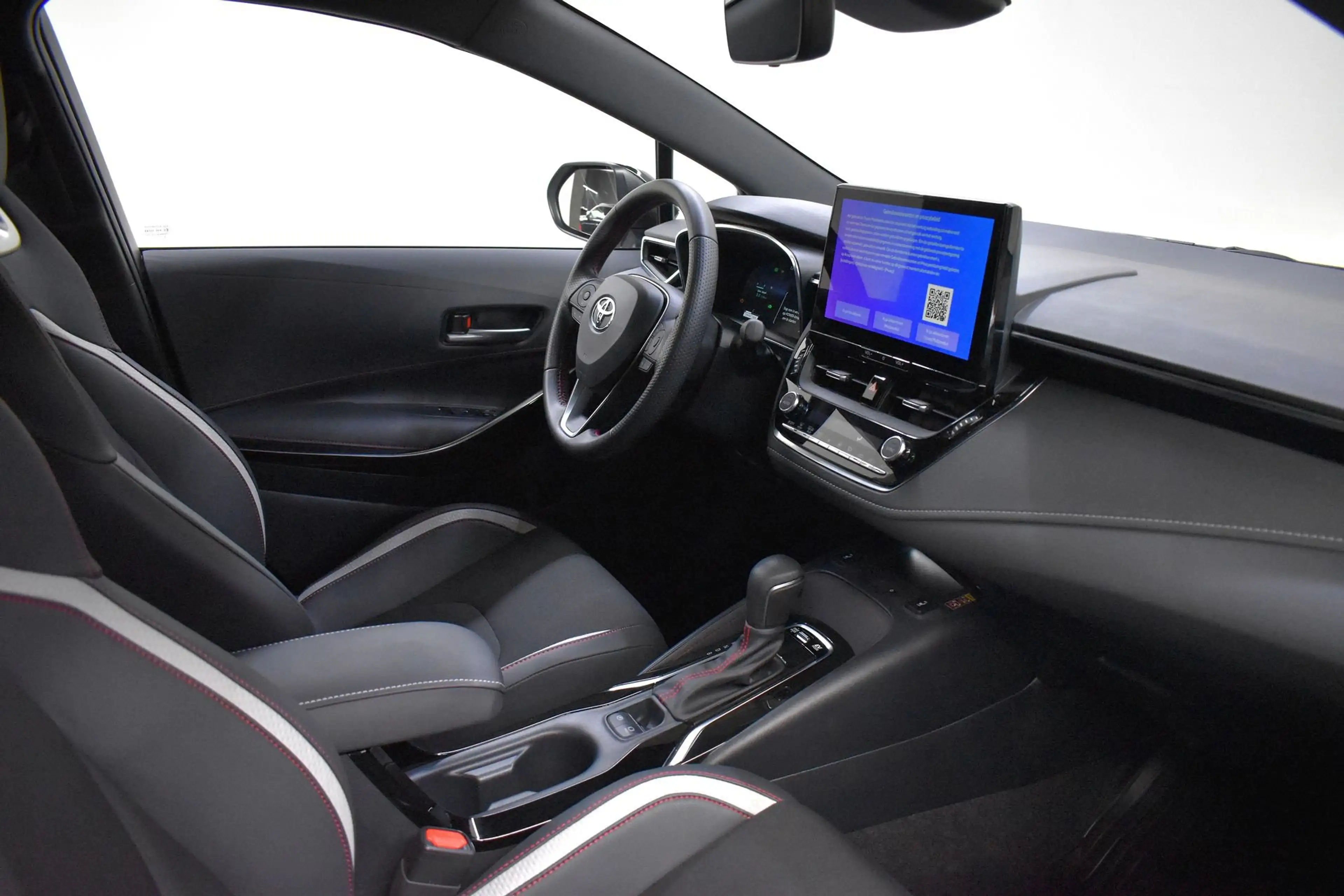 Toyota Corolla GR Sport 1.8 HEV / Valckenier Denderhoutem — photo 11