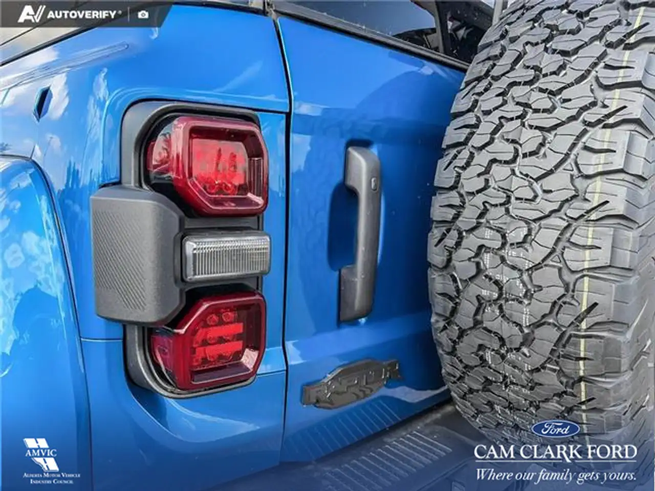 Ford Bronco photo Ford Bronco