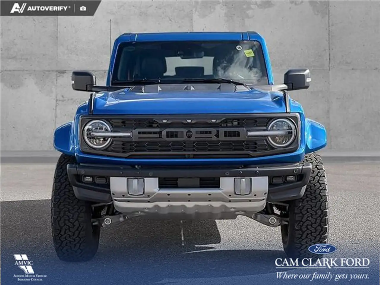 Ford Bronco photo Ford Bronco