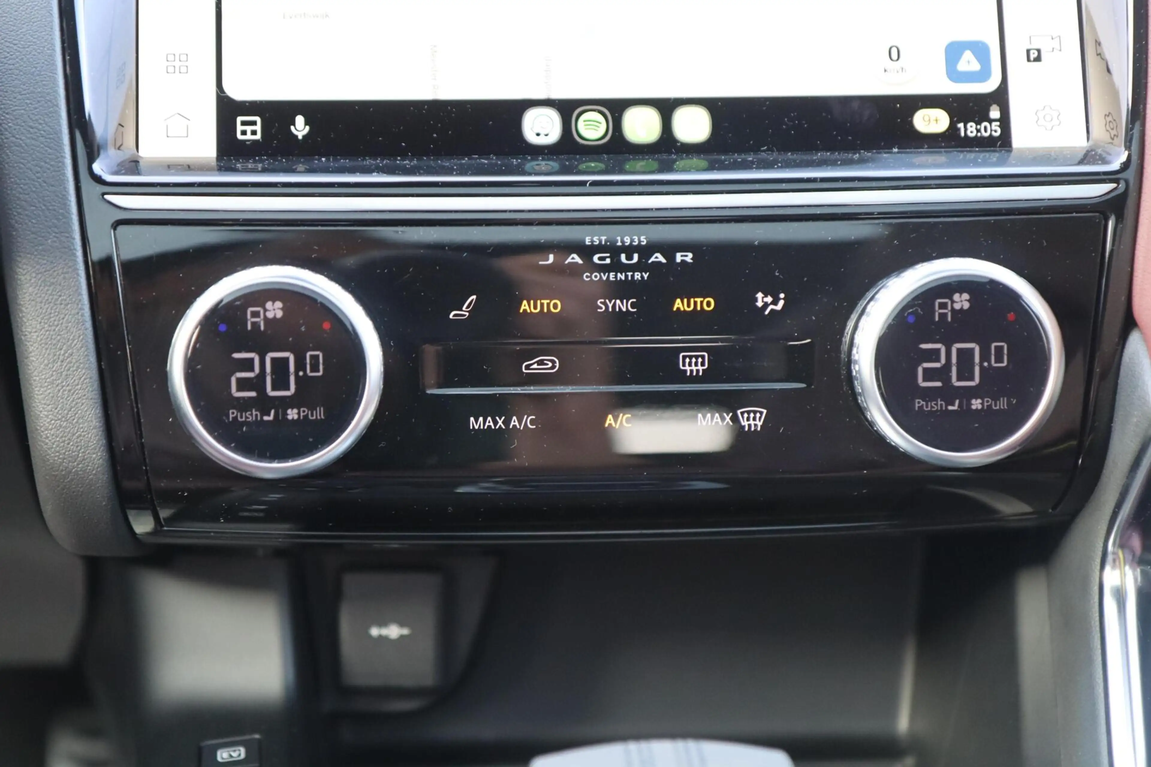 Jaguar E-Pace P300e 309PK ⚡R-Dynamic | AWD | Pano ☀️ | Leder 🛋️ — photo 10