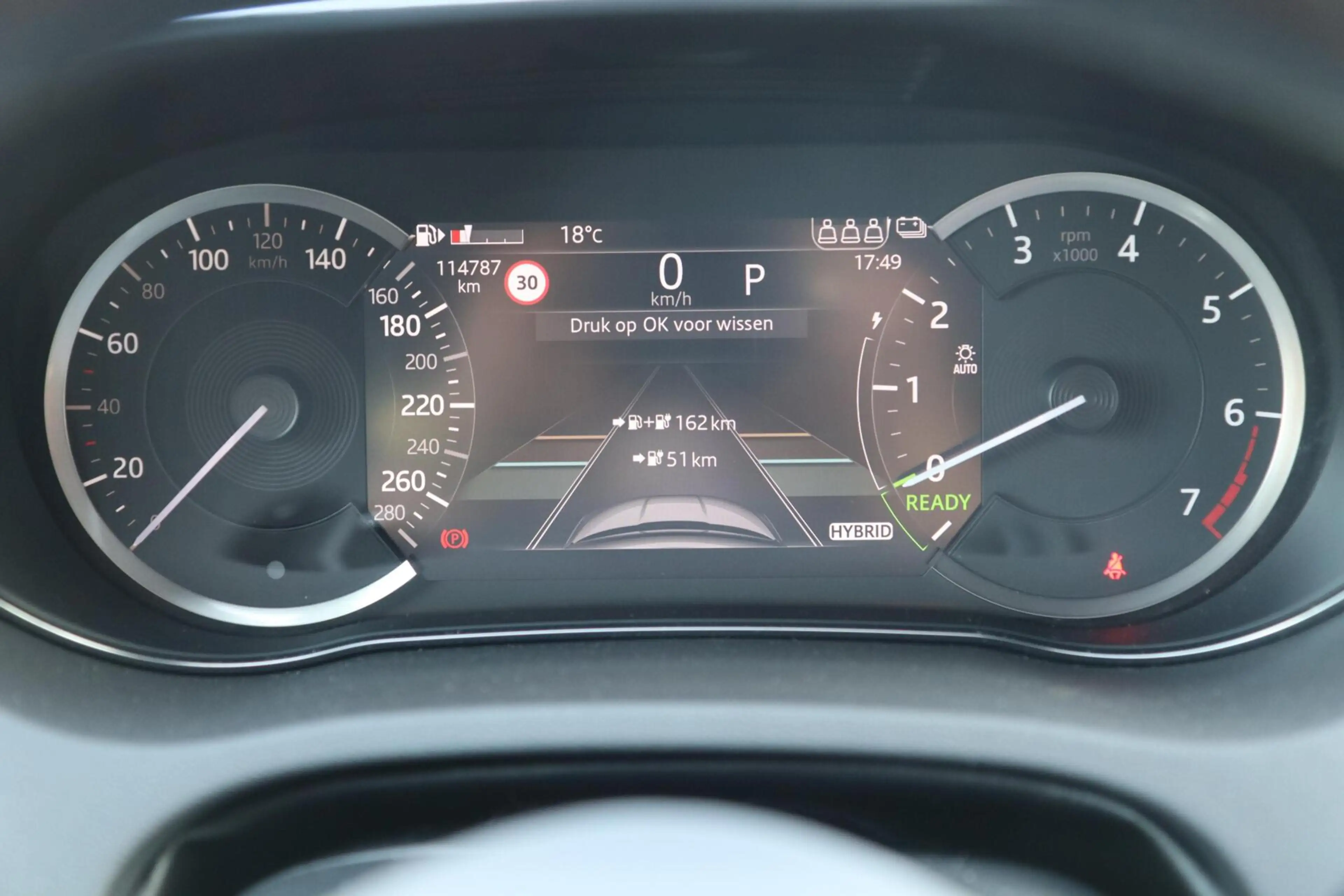 Jaguar E-Pace P300e 309PK ⚡R-Dynamic | AWD | Pano ☀️ | Leder 🛋️ — photo 11