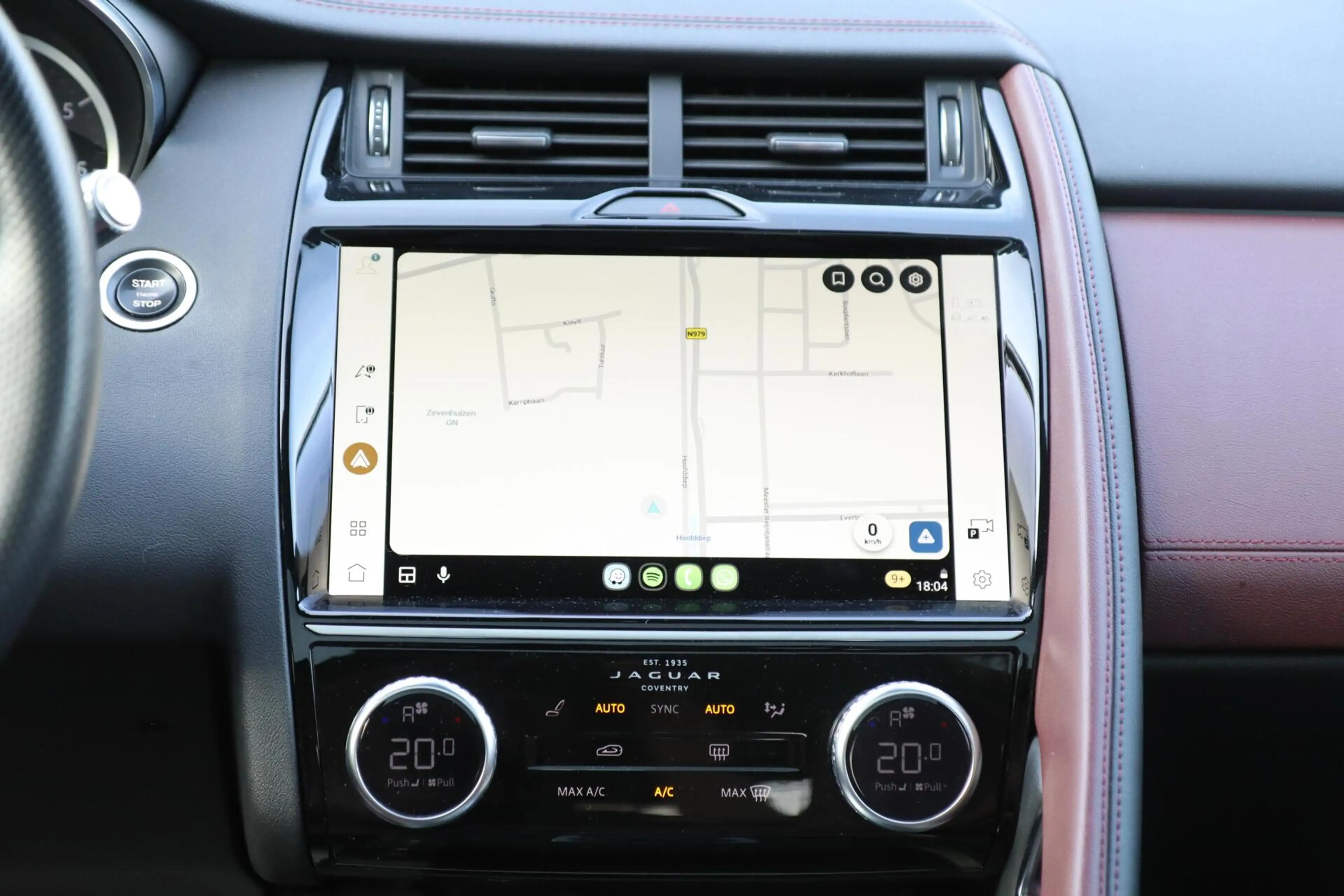 Jaguar E-Pace P300e 309PK ⚡R-Dynamic | AWD | Pano ☀️ | Leder 🛋️ — photo 8
