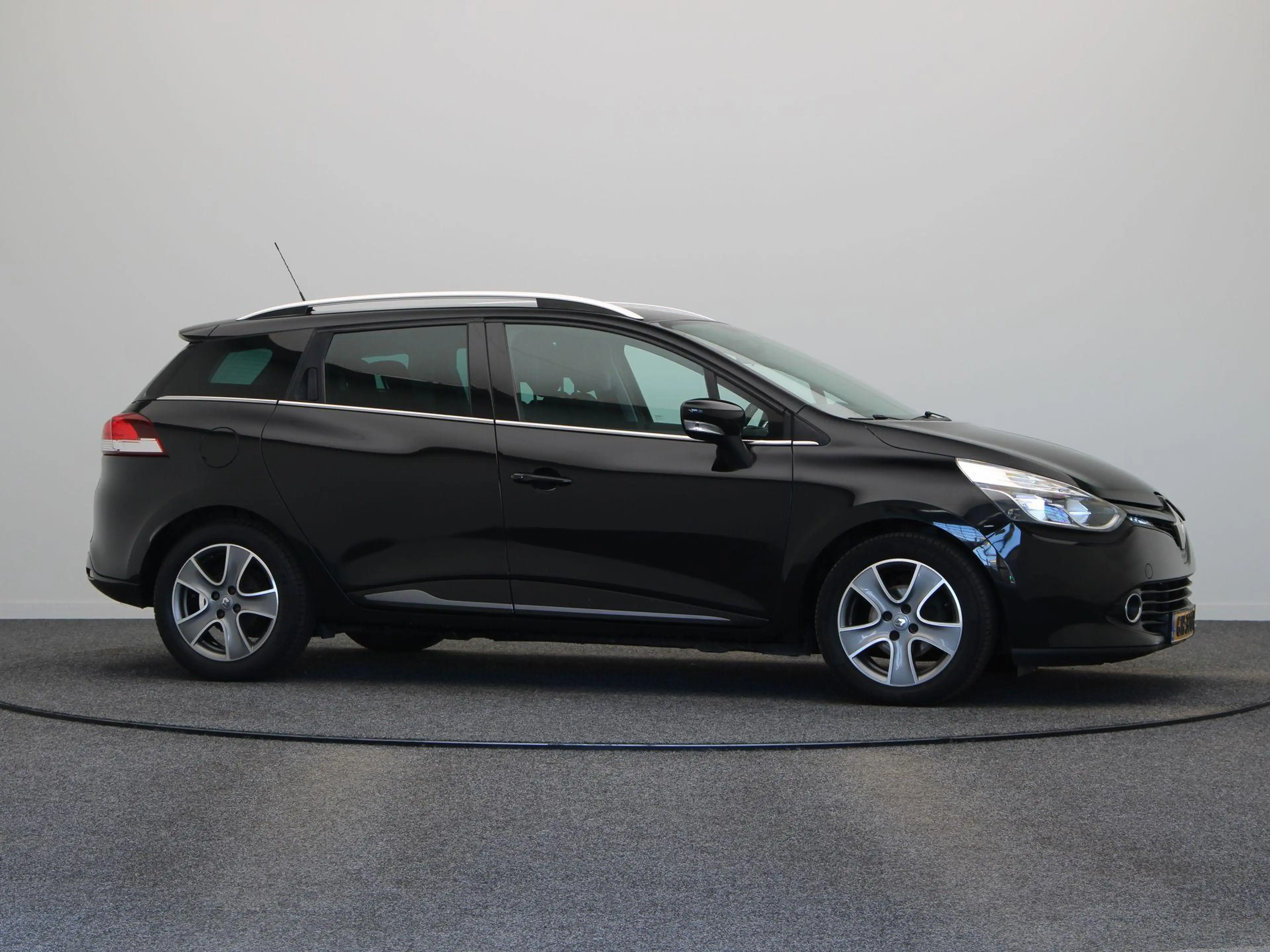 Renault Clio Estate 90pk TCe Night&Day | Volledig onderhouden | — photo 13