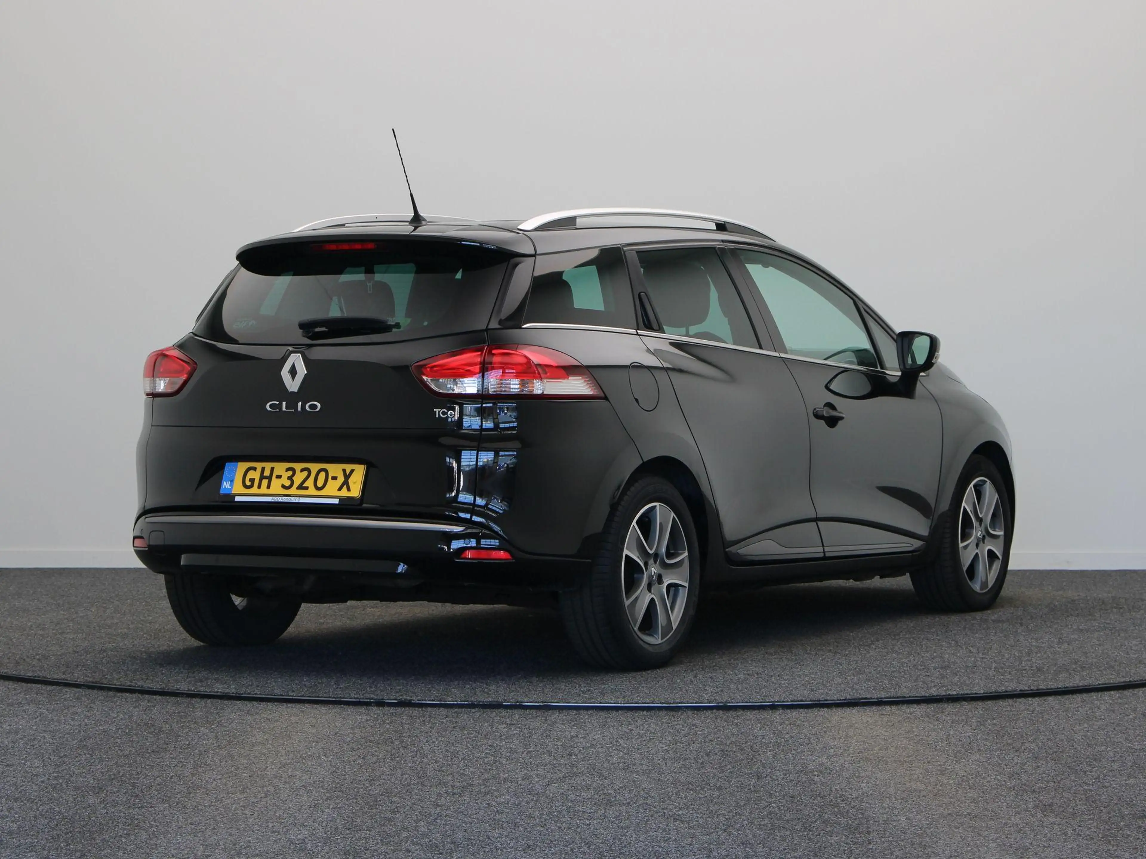 Renault Clio Estate 90pk TCe Night&Day | Volledig onderhouden | — photo 11