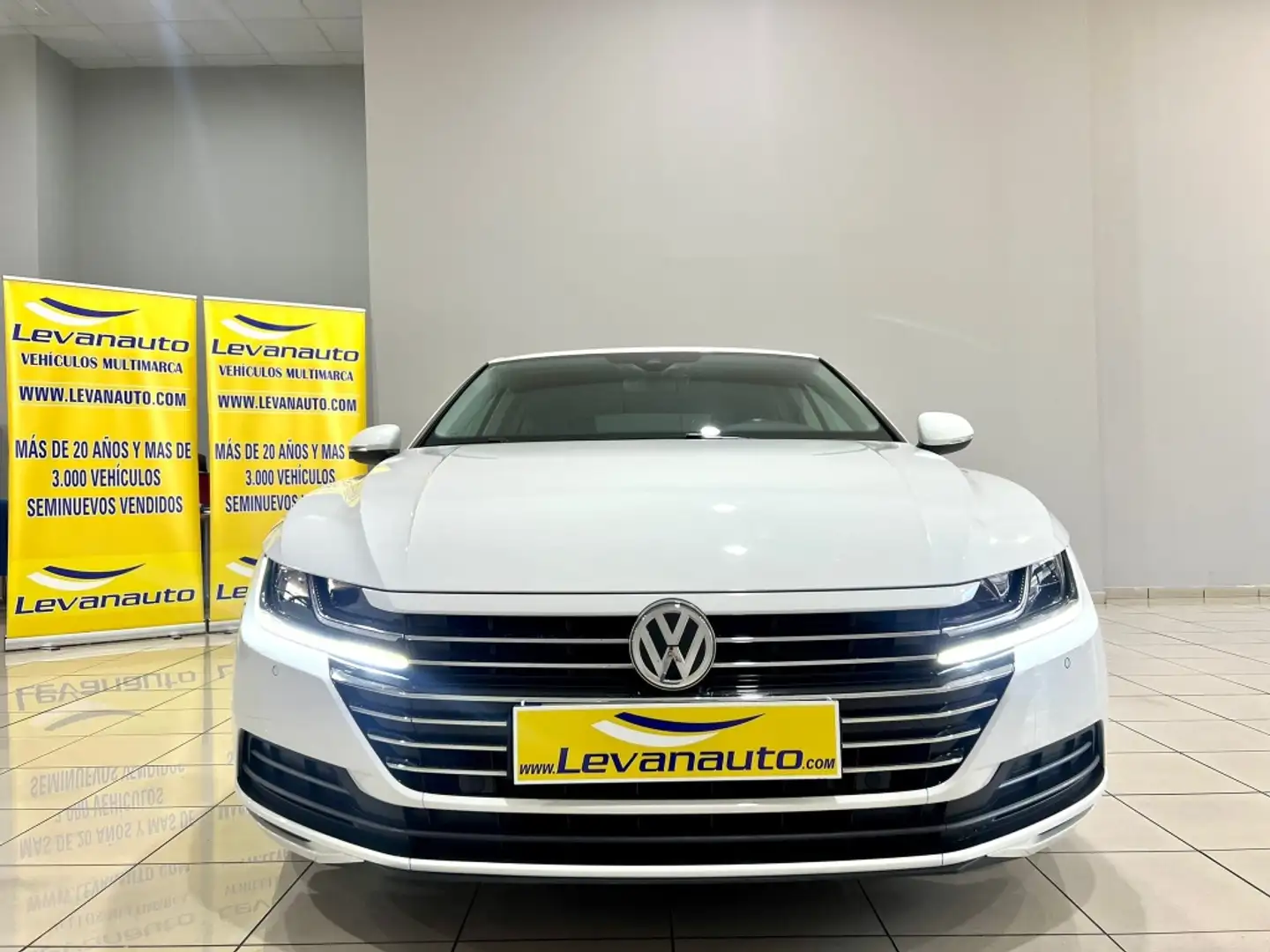 Volkswagen Arteon 2.0TDI Elegance DSG7 110kW Blanco - 2