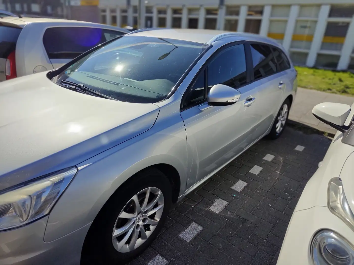 Peugeot 508 Peugeot 508 SW 1.6 HDi – 2012 – Automaat – Taxi-ui Grijs - 1