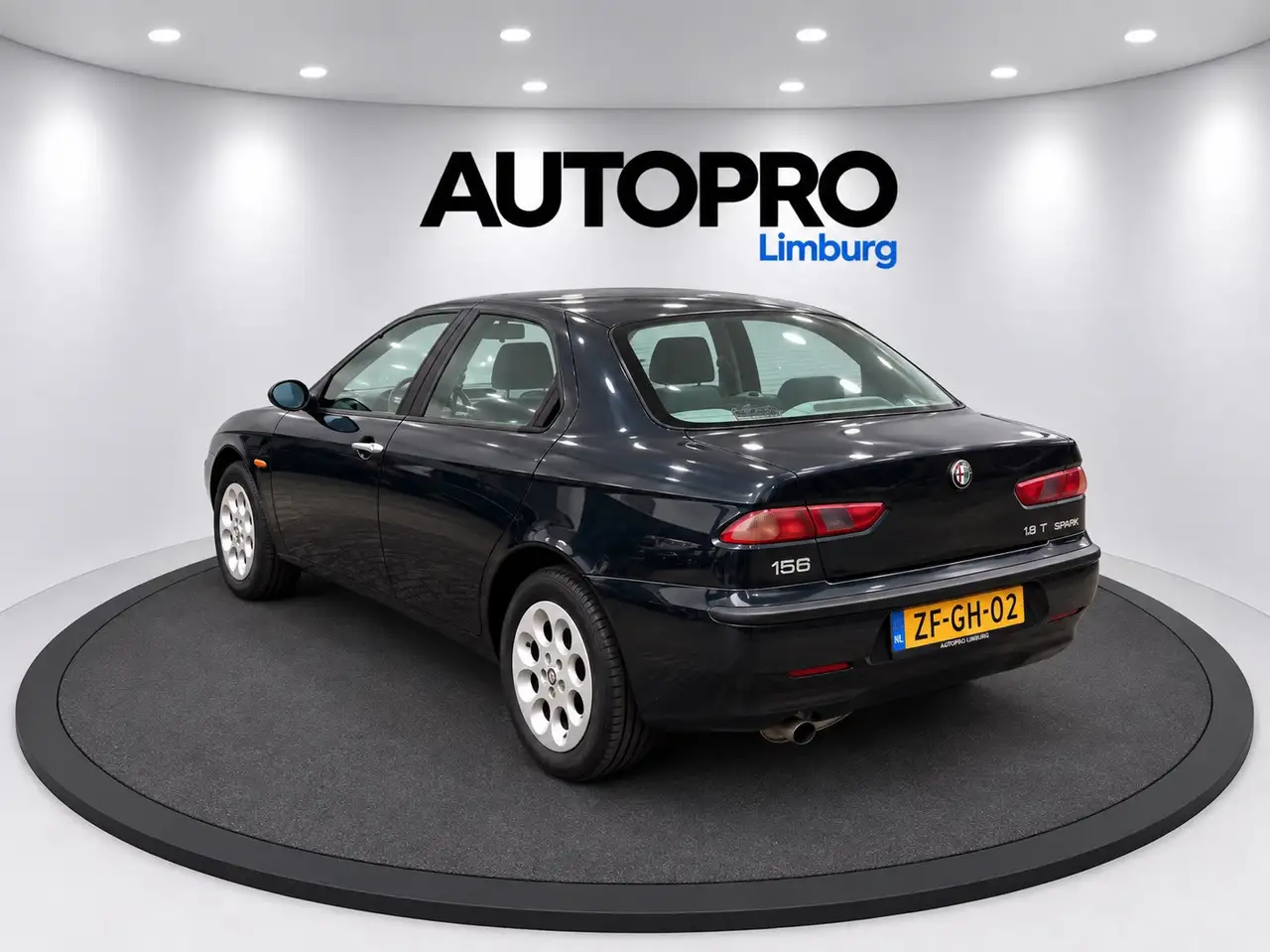 Alfa Romeo 156 1.8-16V T.Spark Uniek 1e Eigenaar, foto 2
