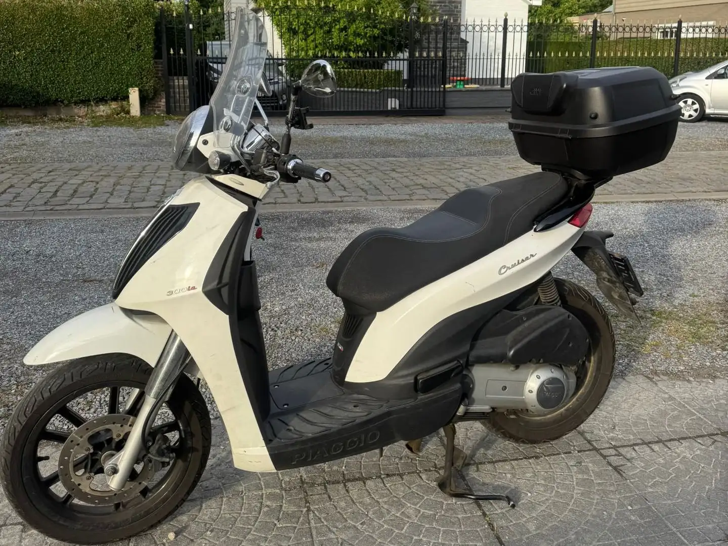 Piaggio Carnaby 300 Cruiser Blanc - 1