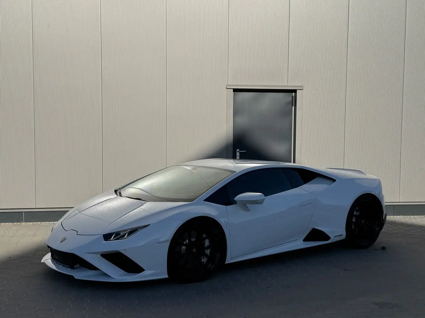 Lamborghini Huracán Huracan Coupe 5.2 Evo 610 rwd.  +39 350 926 5316 - 1