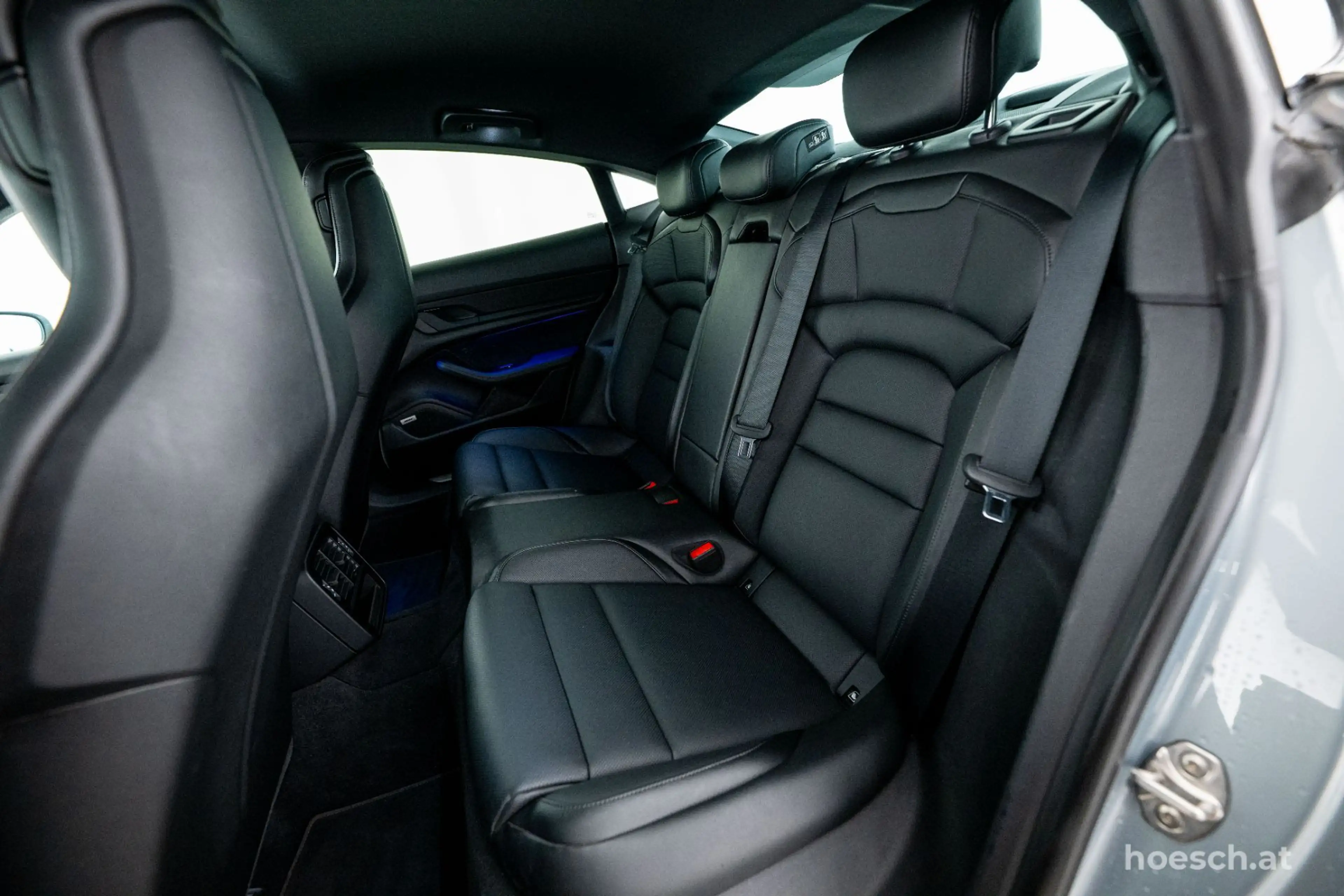 Porsche Taycan 4S Plus 93,4kWh TOP-EXTRAS ++ — photo 7