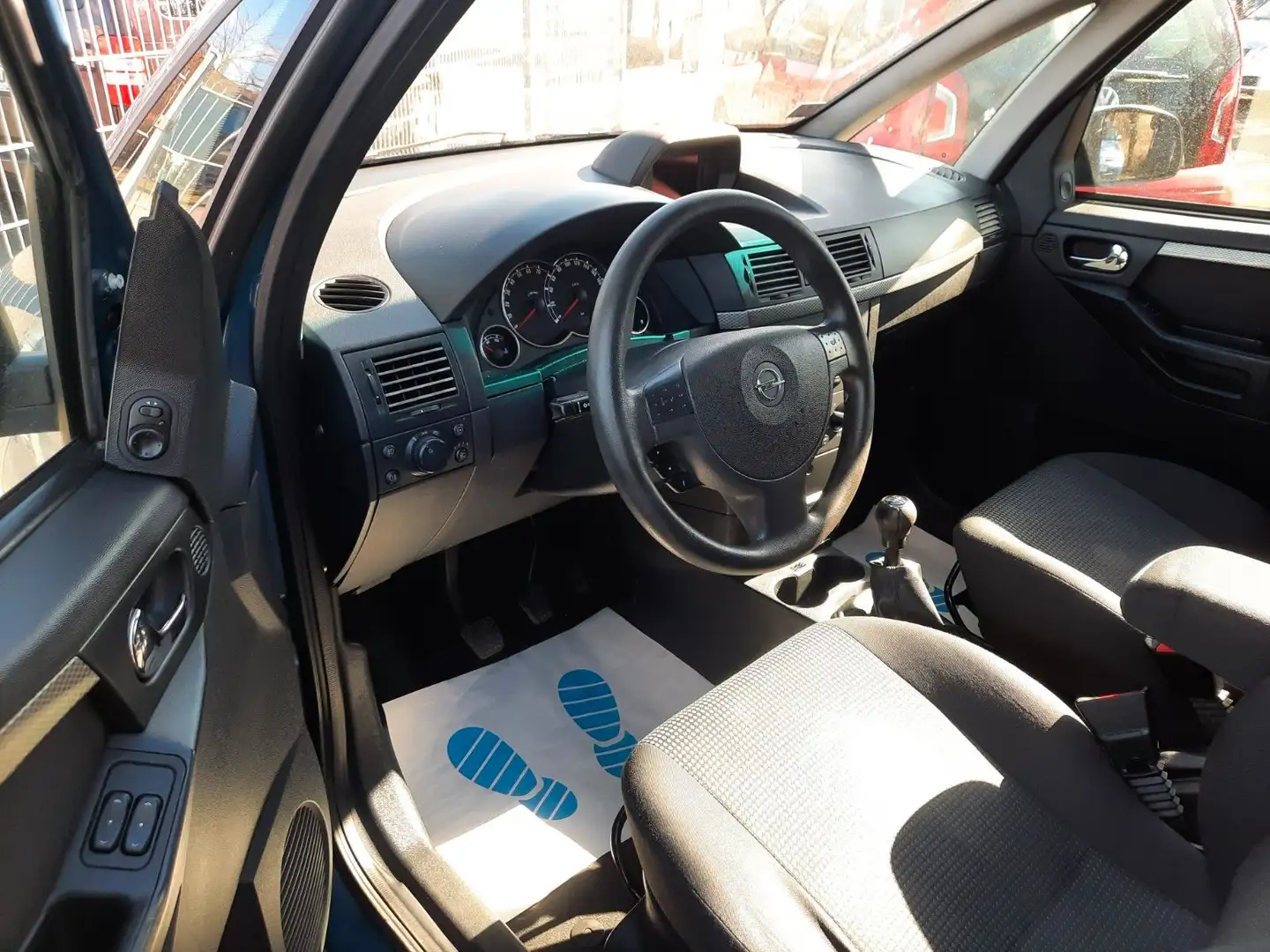 Opel Meriva Edition // 1. Hand // Klima Blau - 2