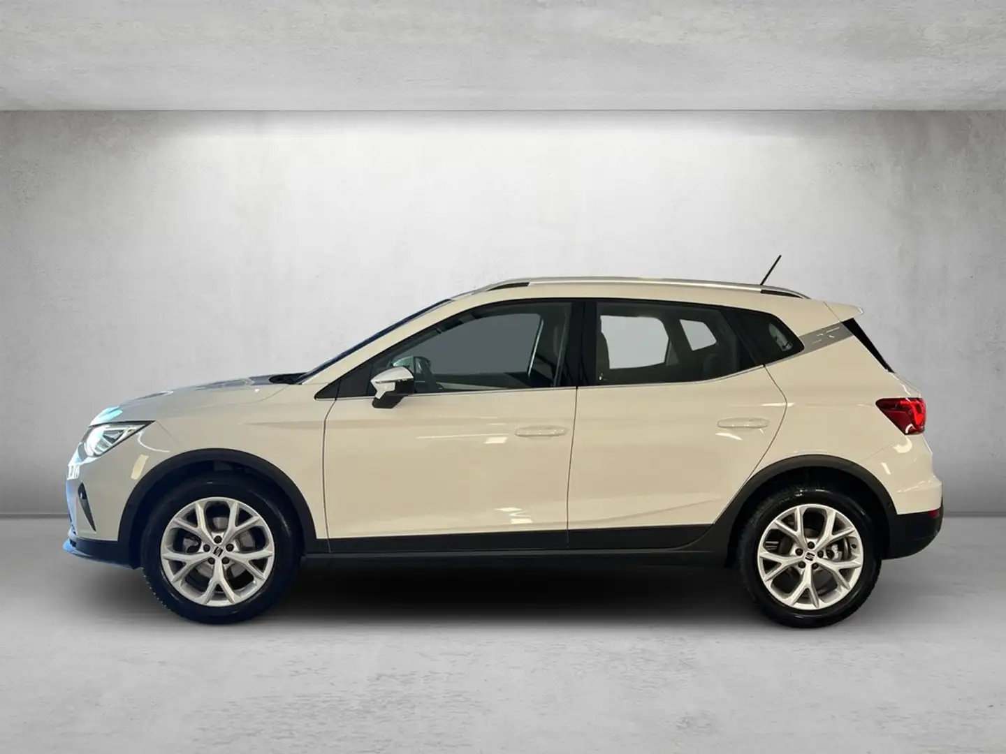 SEAT Arona 1.0 TSI DSG FR *Navi*LED*Kamera* Weiß - 2