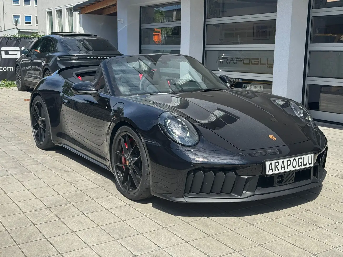 Porsche 992 .2 Carrera GTS Cabriolet *LIFT*GTS-PACK.*25 Zwart - 1