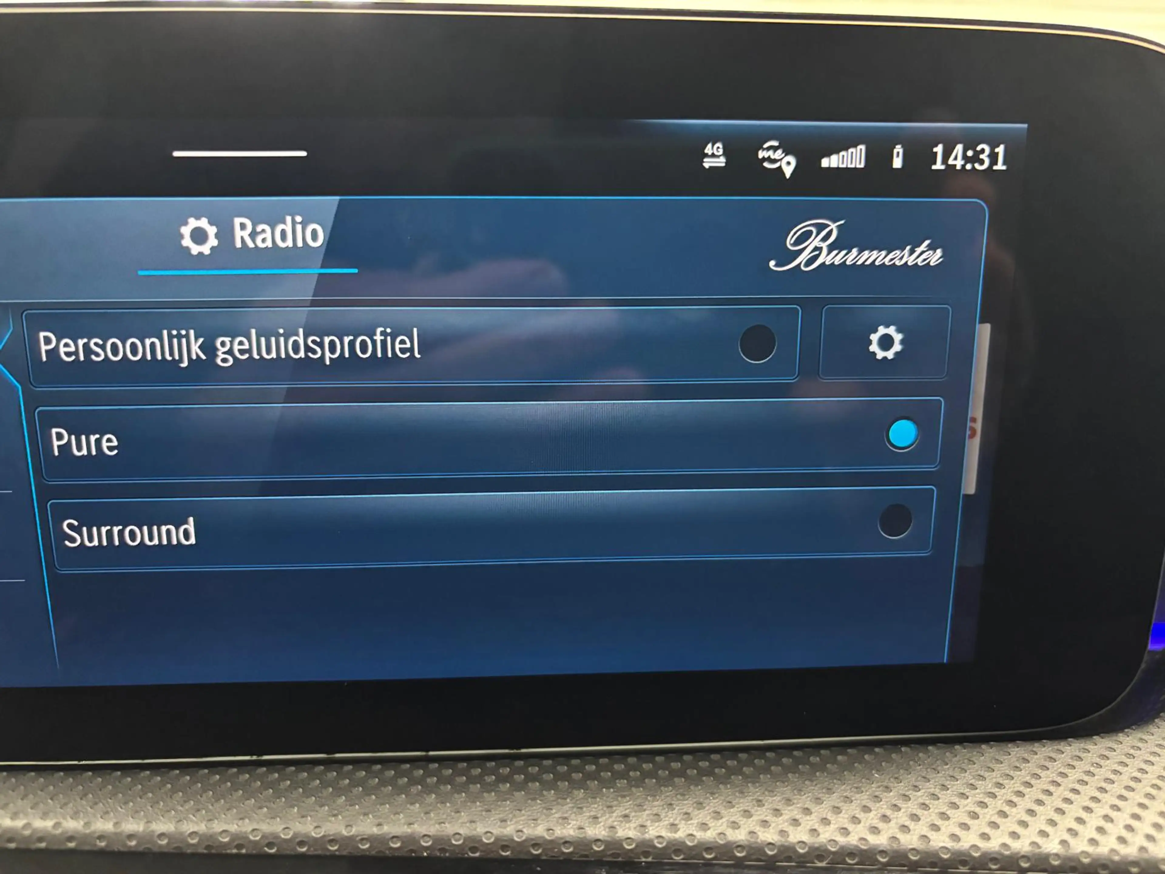 Mercedes-Benz A 250 e AMG Pano Burmester 360 Keyless 19" Dodehoek — photo 18