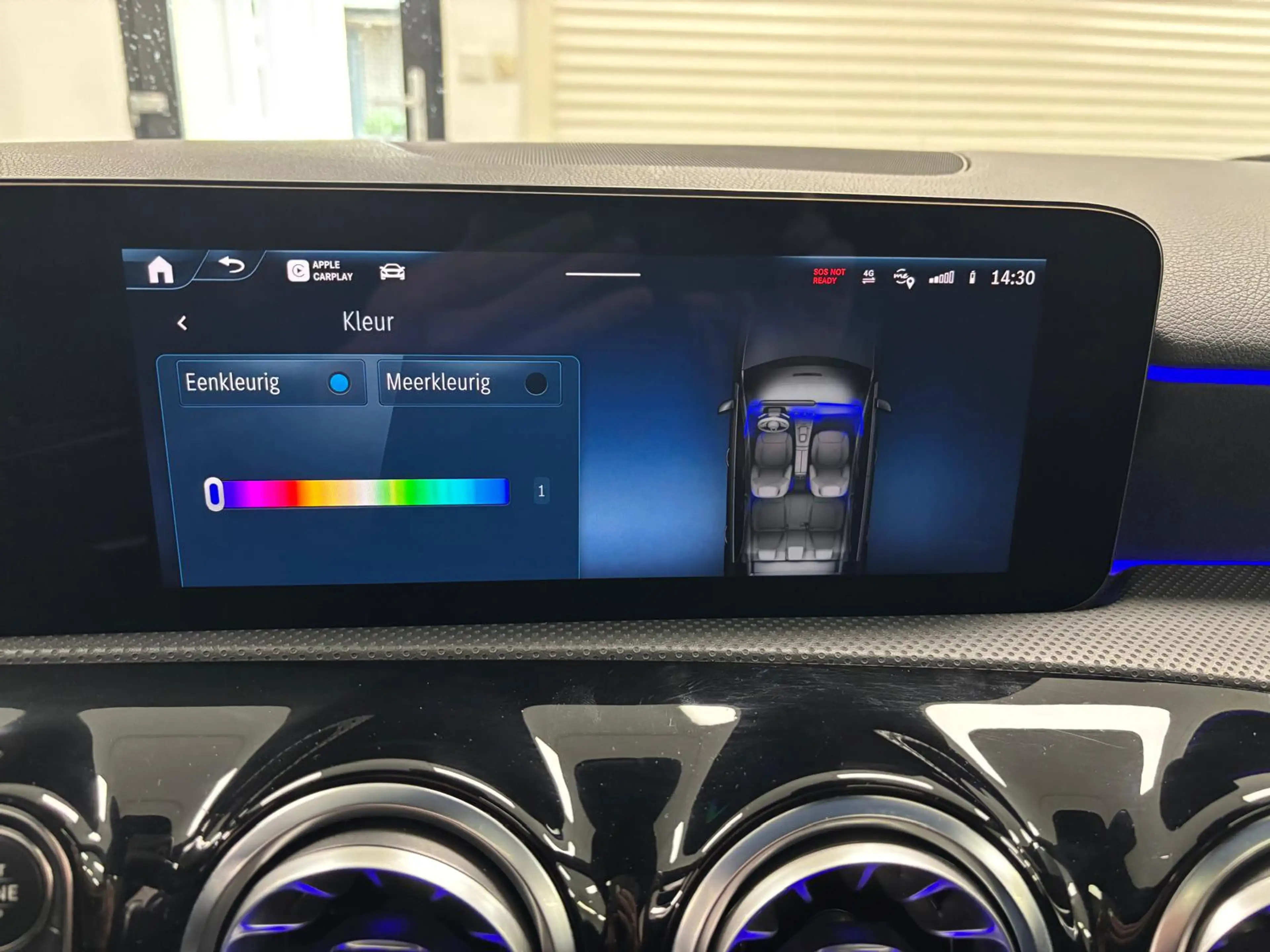 Mercedes-Benz A 250 e AMG Pano Burmester 360 Keyless 19" Dodehoek — photo 12