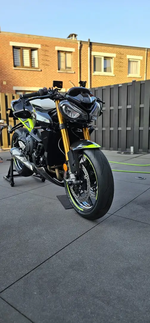 Triumph Street Triple RS Moto 2 Alb - 2
