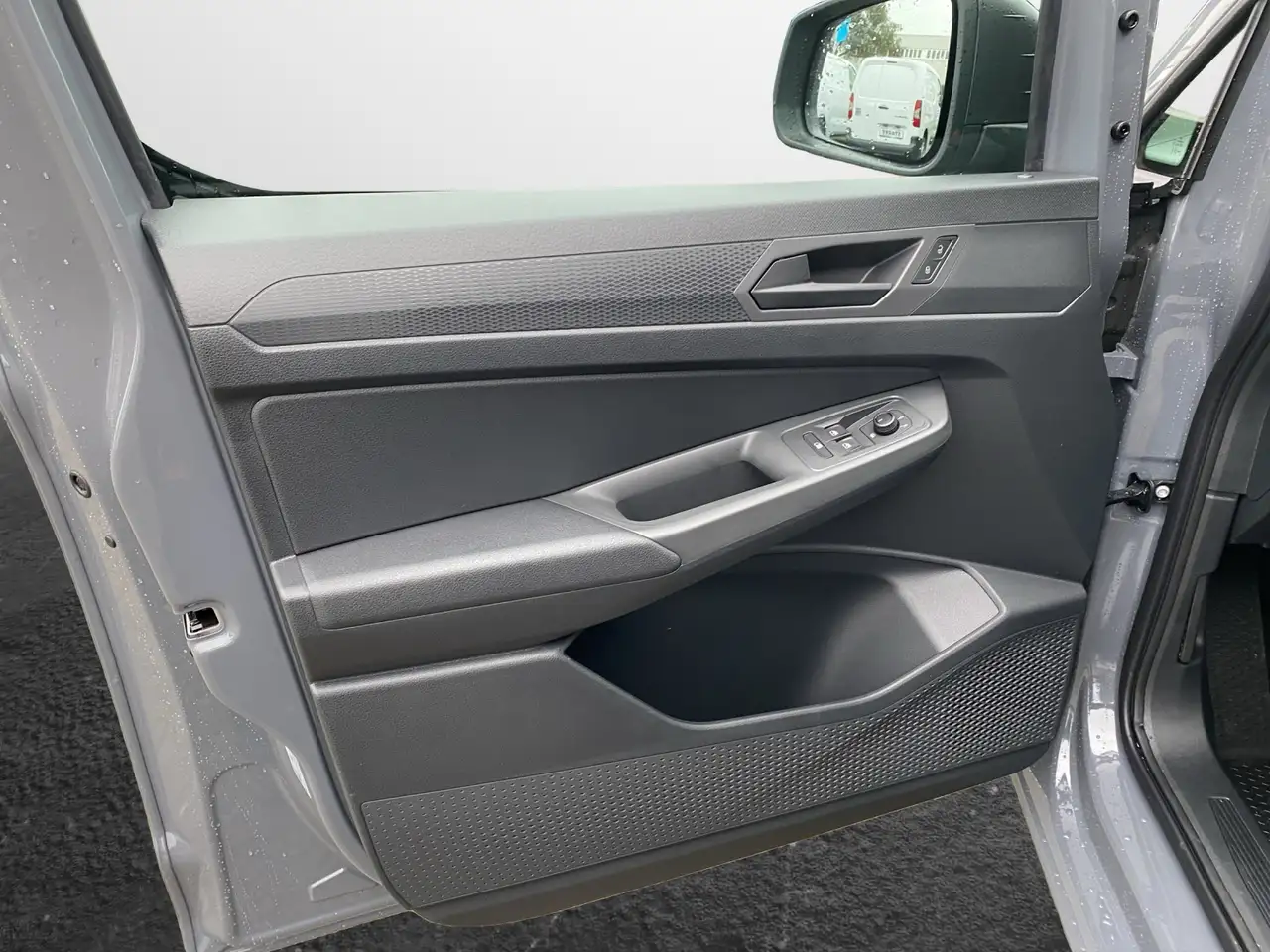 Volkswagen Caddy Maxi Cargo 2.0 TDI Kasten lang 6