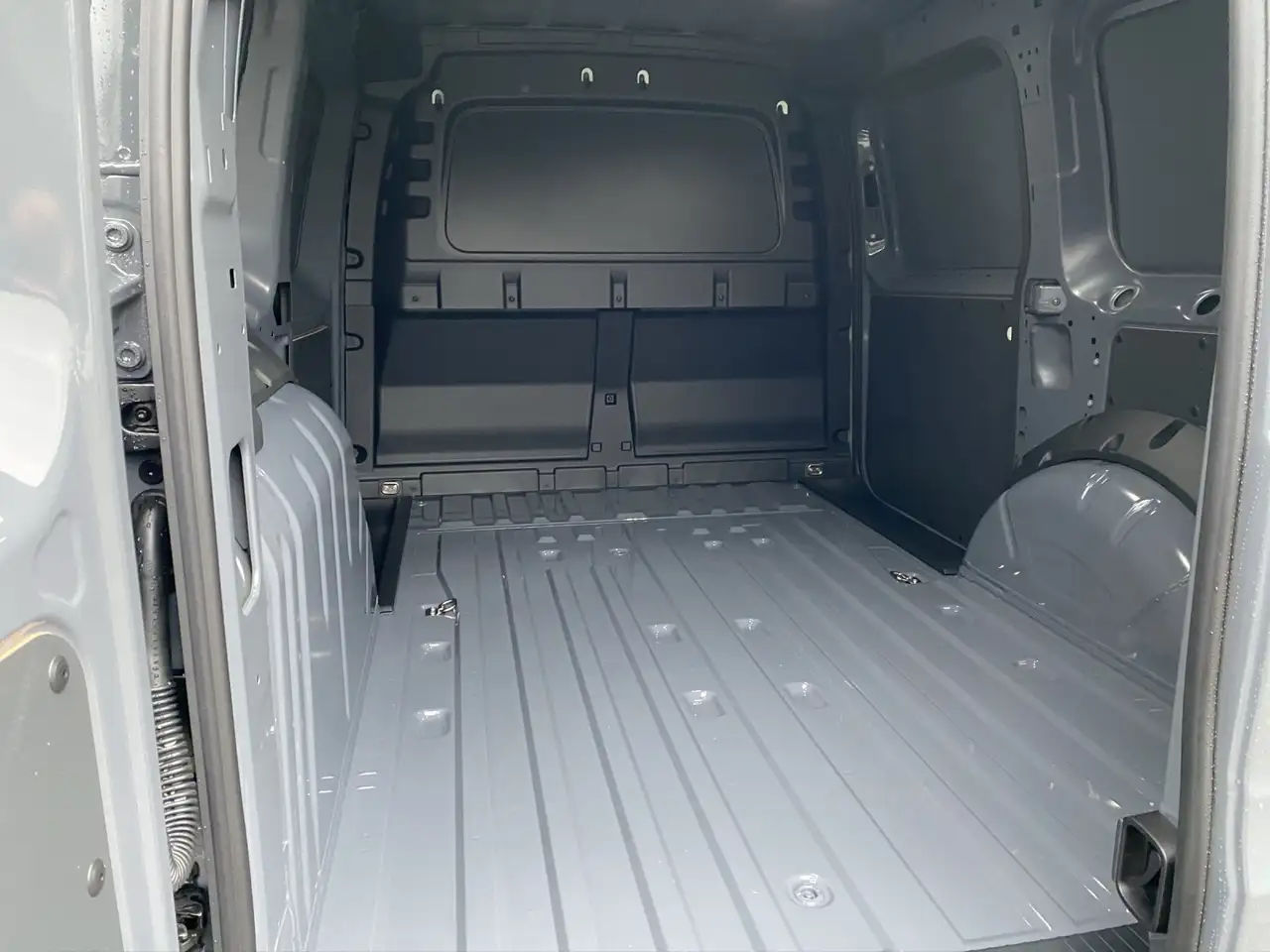 Volkswagen Caddy Maxi Cargo 2.0 TDI Kasten lang 12