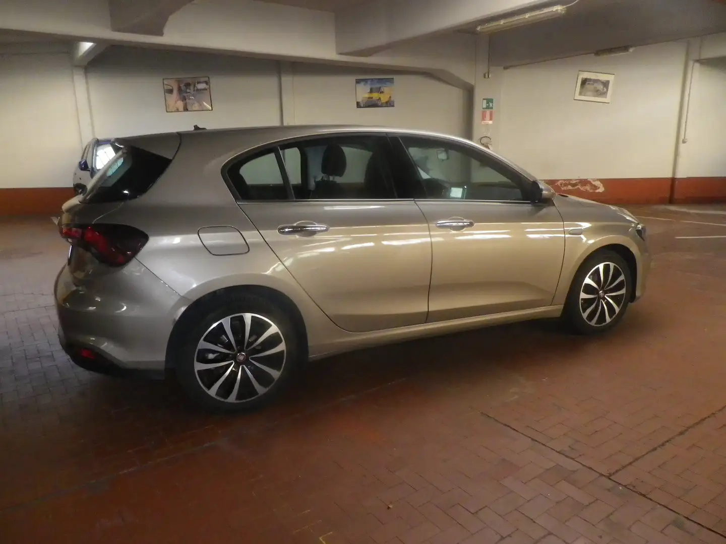 Fiat Tipo Tipo 5 porte II 2016 5p 1.4 tjt Lounge Gpl 120cv - 2