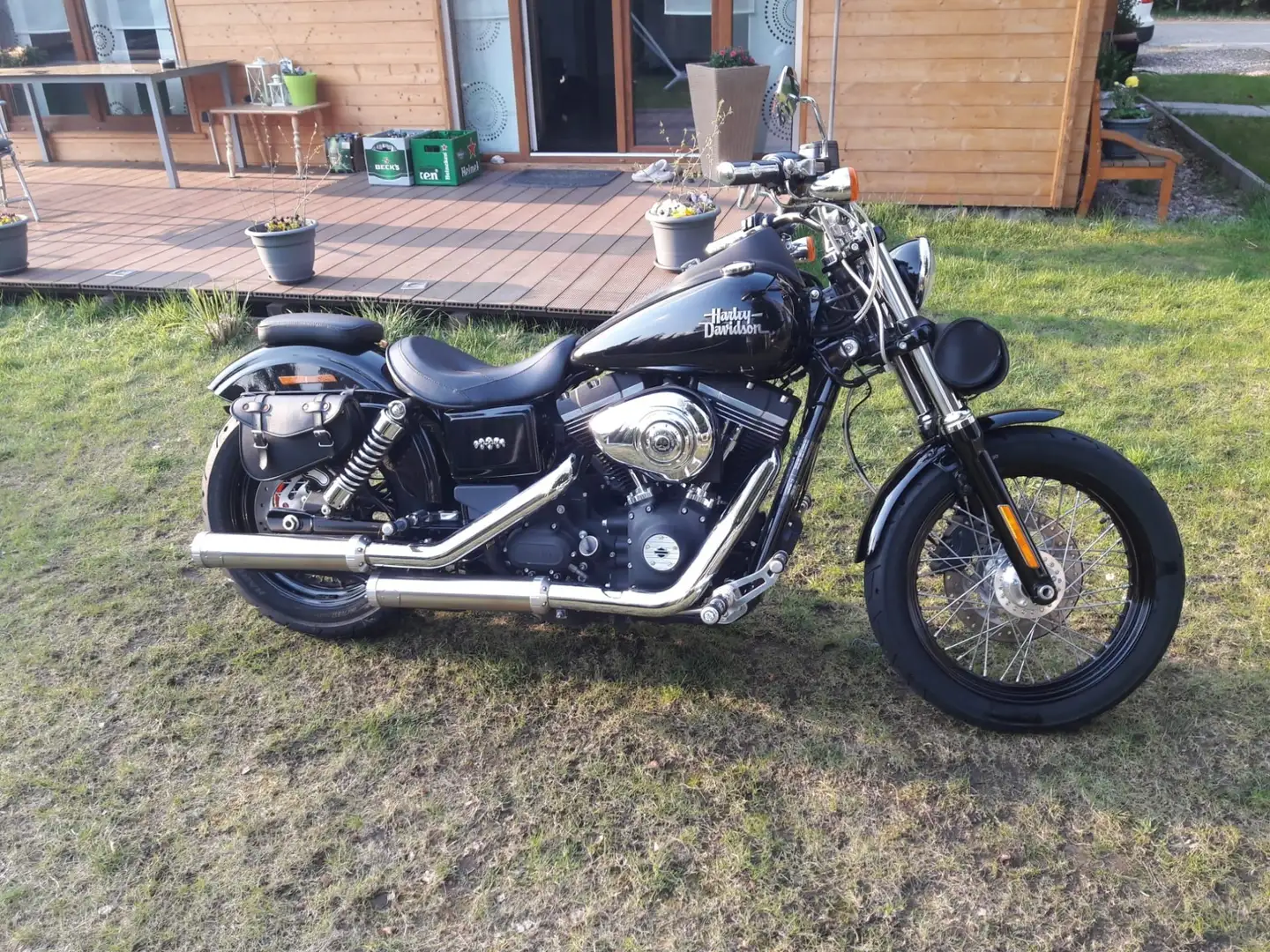 Harley-Davidson Street Bob Negru - 2