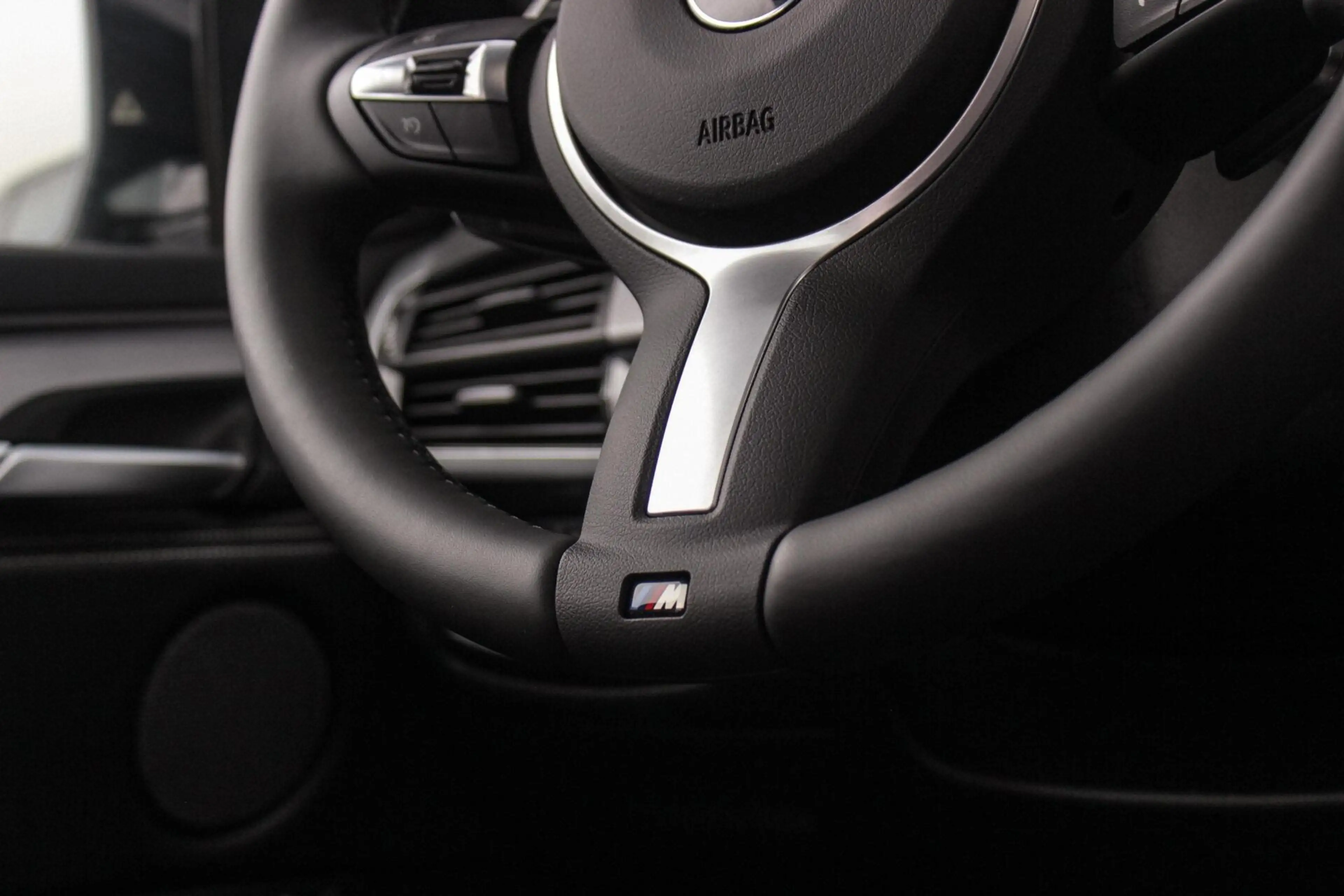 BMW X6 xDrive35i High Executive | M Sportpakket | Driving — photo 24