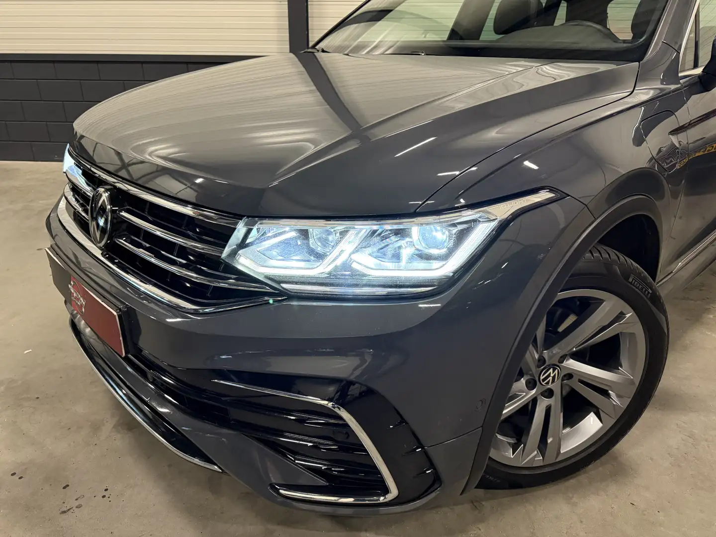 Volkswagen Tiguan 1.4 TSI eHybrid R-Line DELFINGRAU/PANO/TREKHAAK/AC Gris - 2