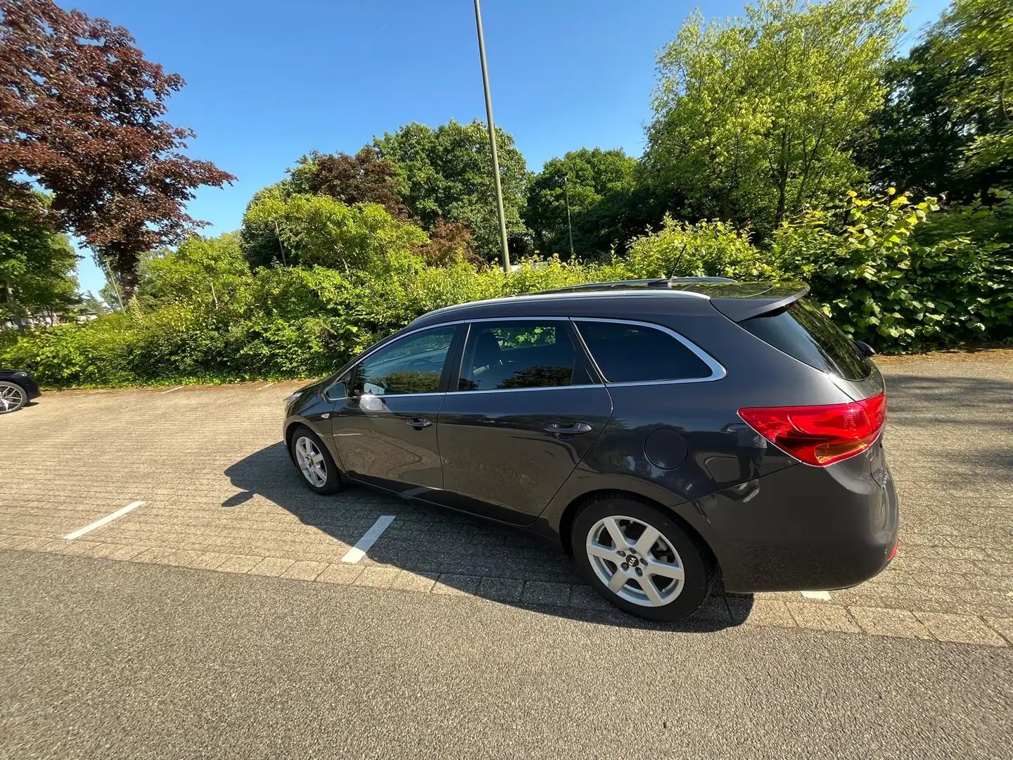 Kia Ceed SW / cee'd SW Ceed SW 1.0 T-GDI ISG Dream Team Edition Gris - 1