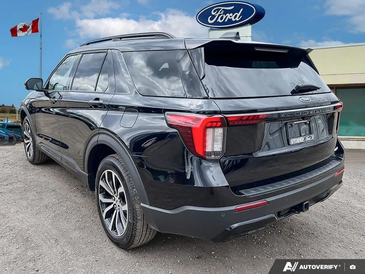 Ford Explorer снимка Ford Explorer