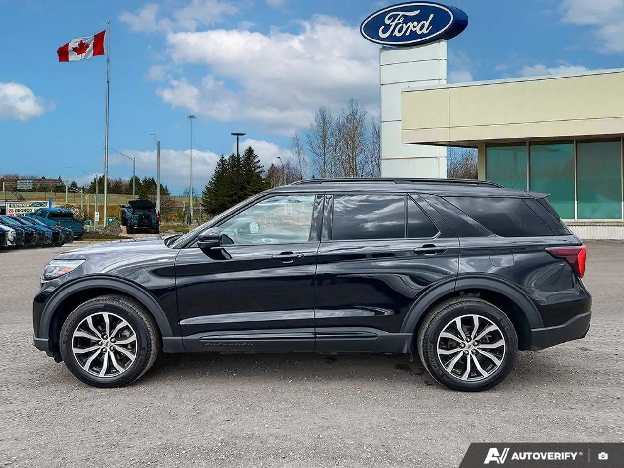 Ford Explorer снимка Ford Explorer