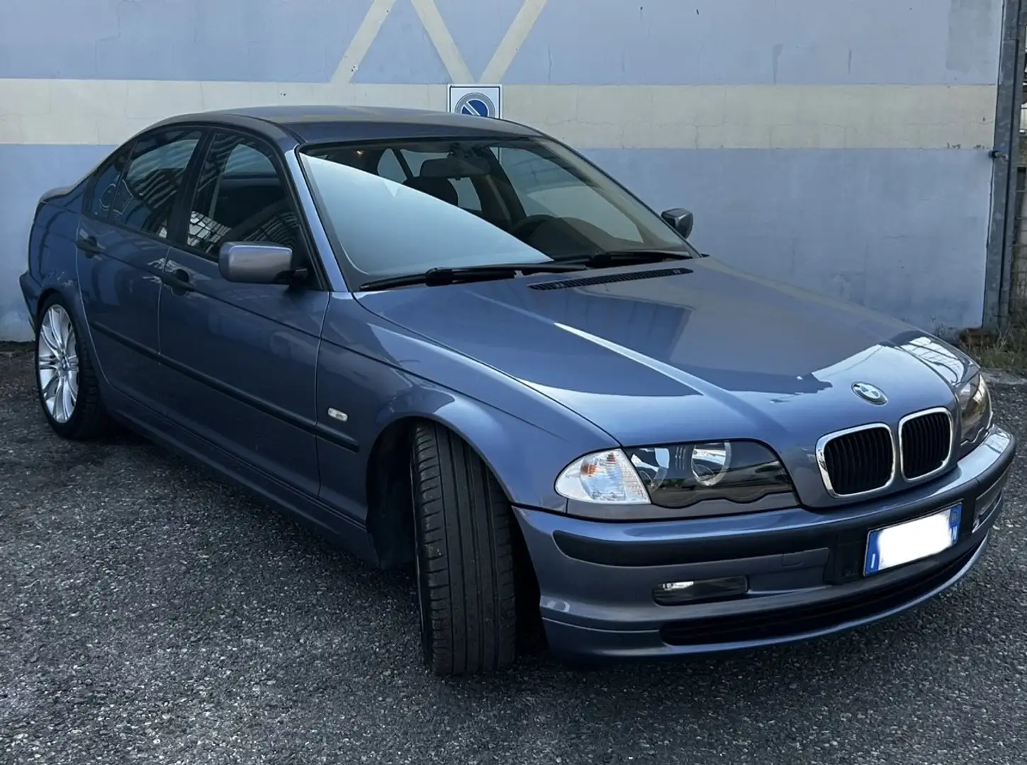 BMW 318 i PERFETTA Cerchi M sport 18” OMOLOGATI - 2