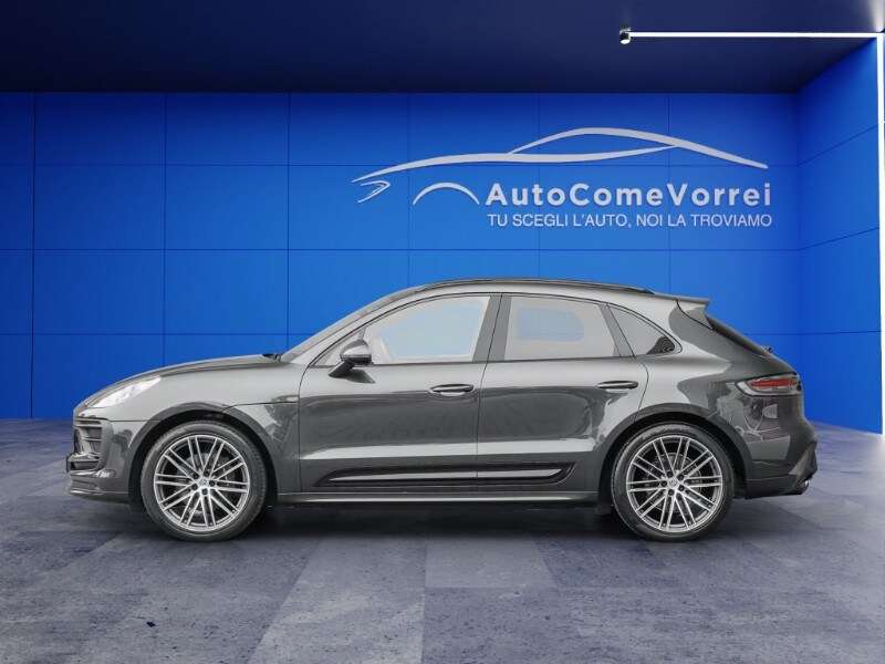 2023 Porsche MACAN