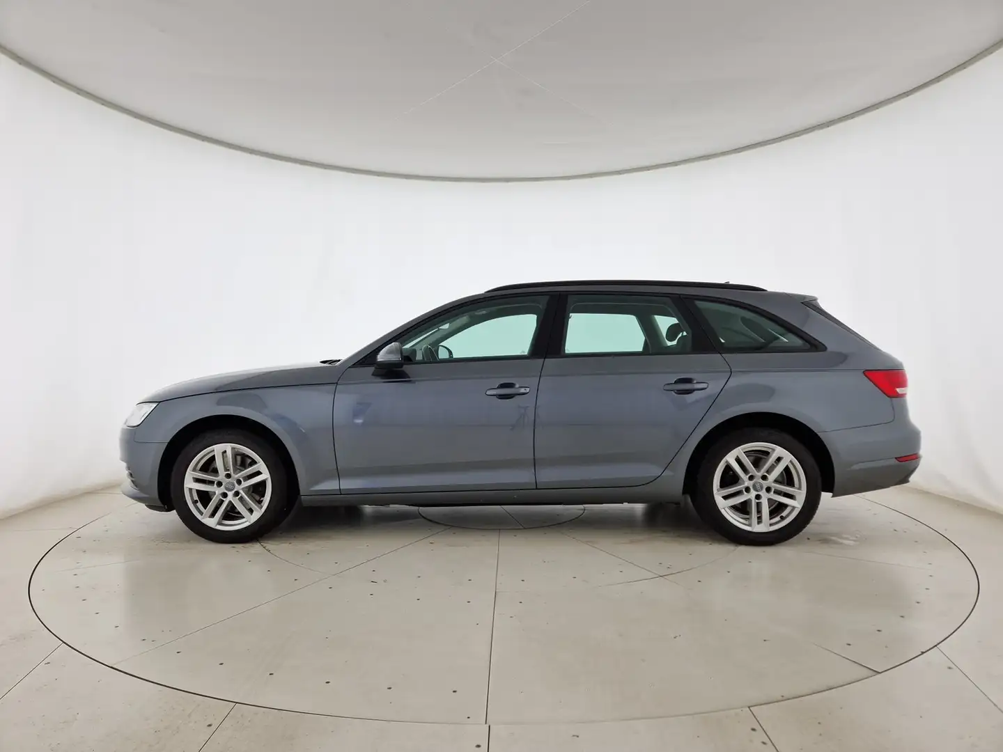 Audi A4 avant 2.0 tdi business 150cv s-tronic Gris - 2