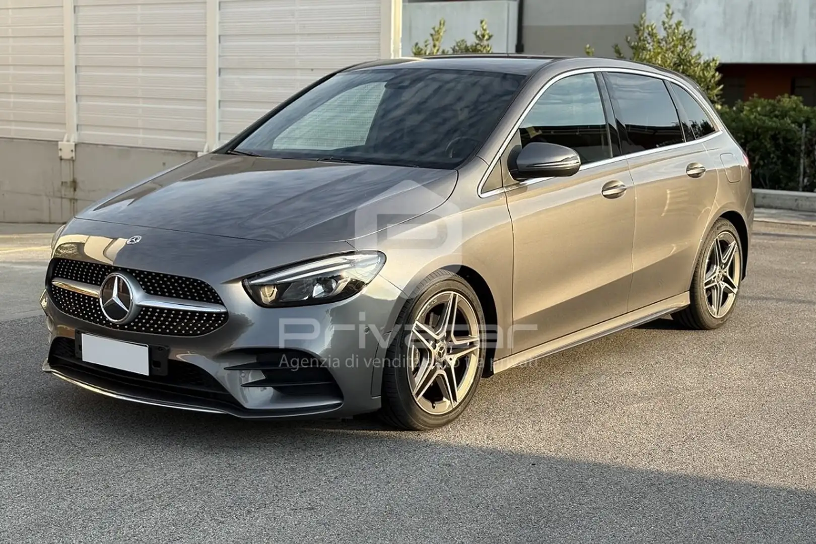 Mercedes-Benz B 180 B 180 d Automatic Premium Argent - 1