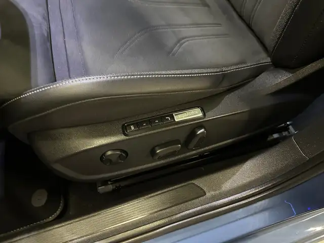 Volkswagen Golf view 16