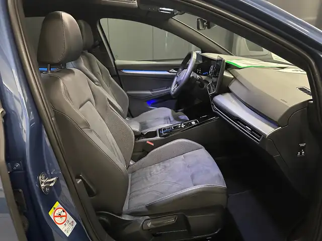 Volkswagen Golf view 11